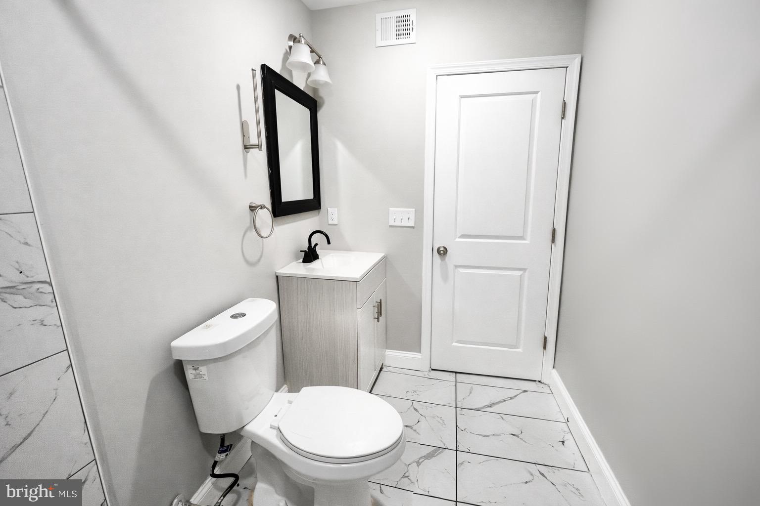 CALVERTON HEIGHTS - Residential