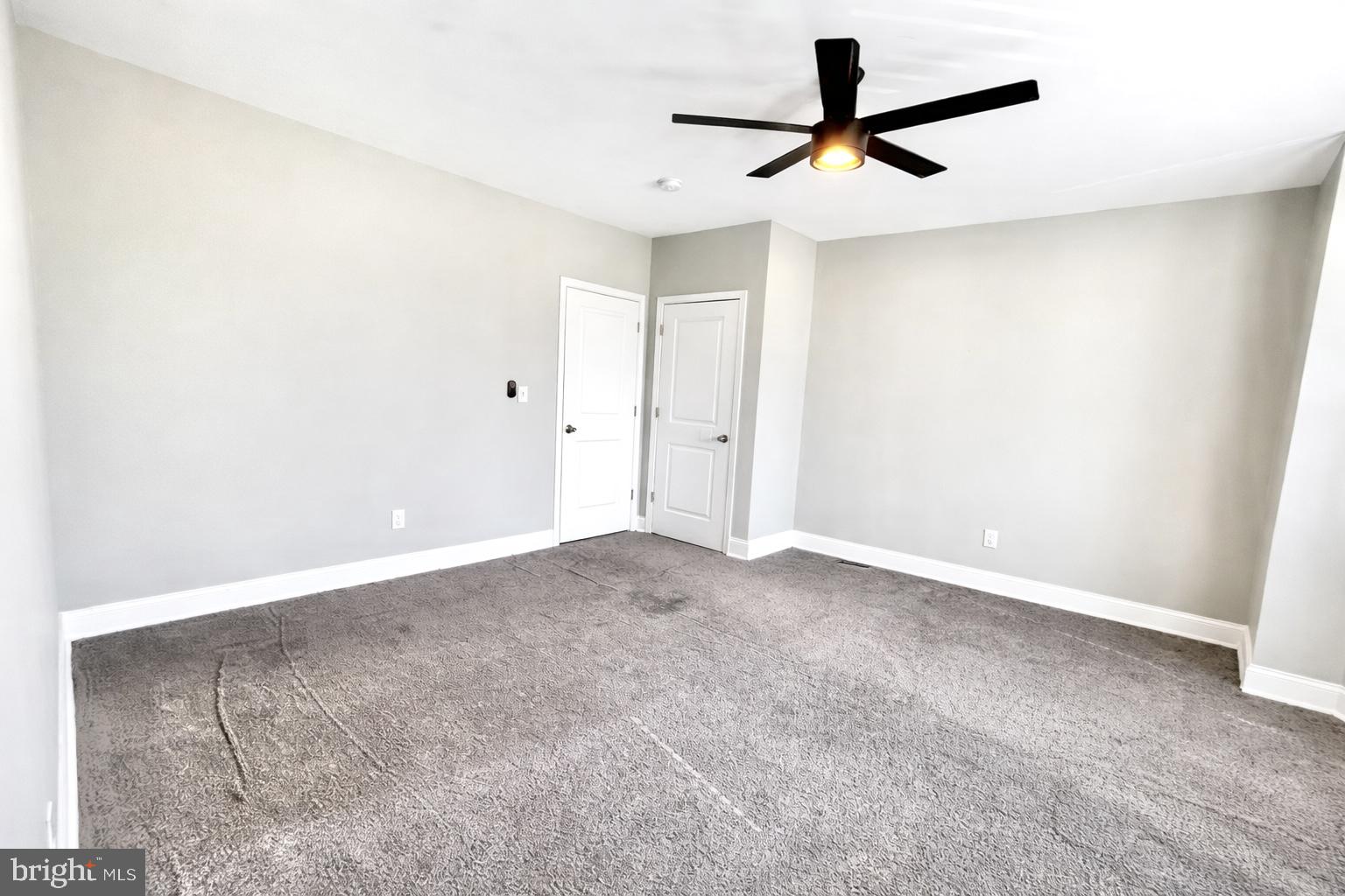 CALVERTON HEIGHTS - Residential