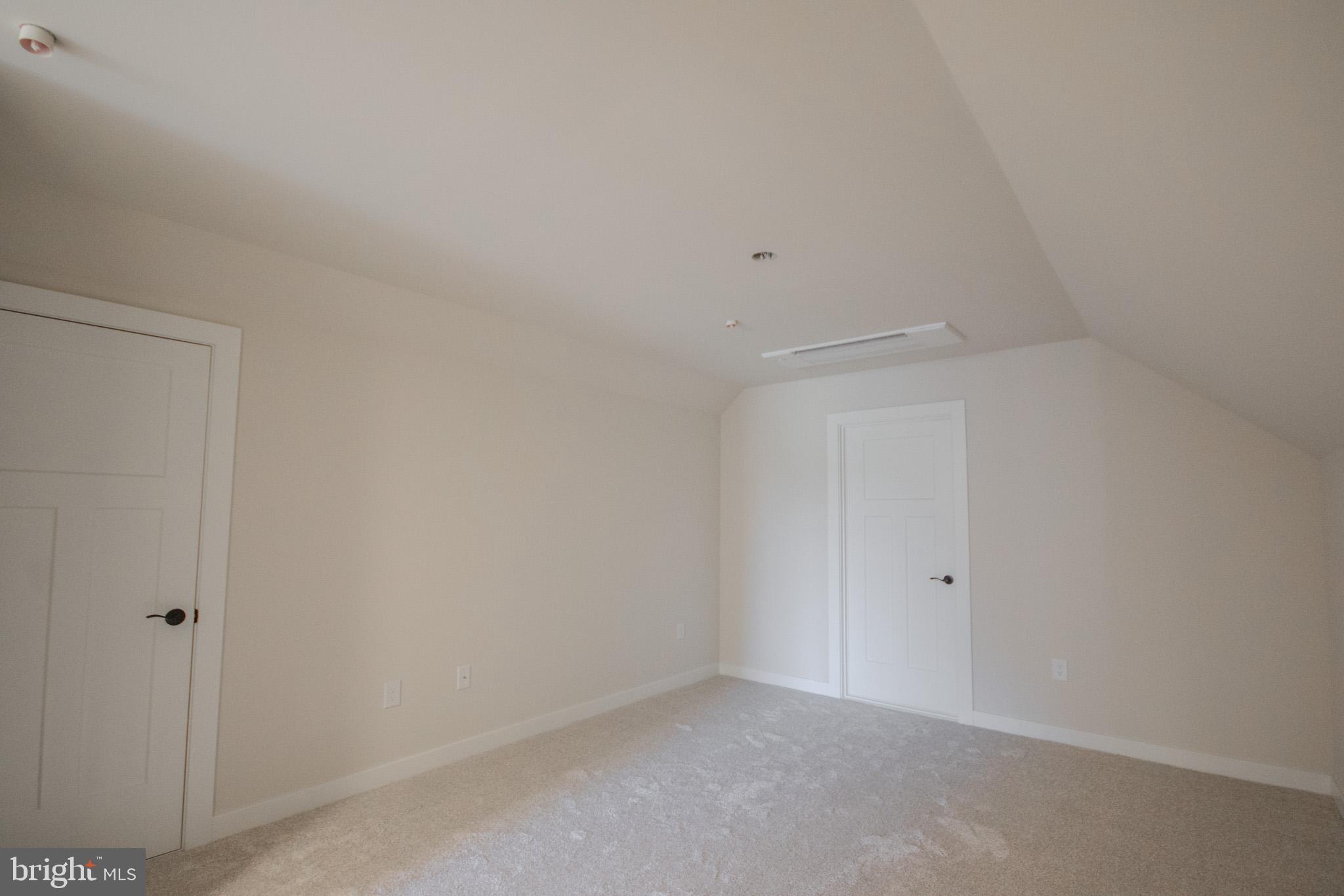 STEEPLECHASE - Residential