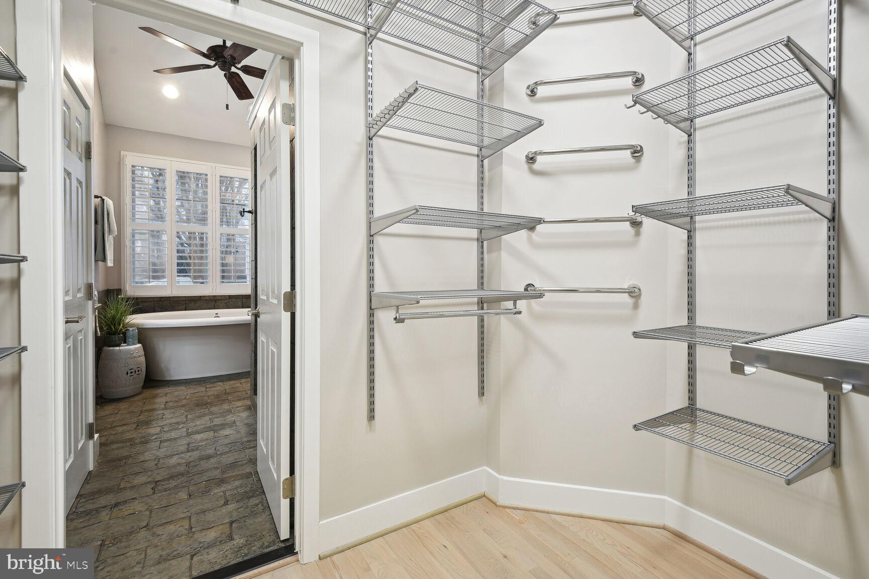 GLENBROOK VILLAGE - Residential Lease