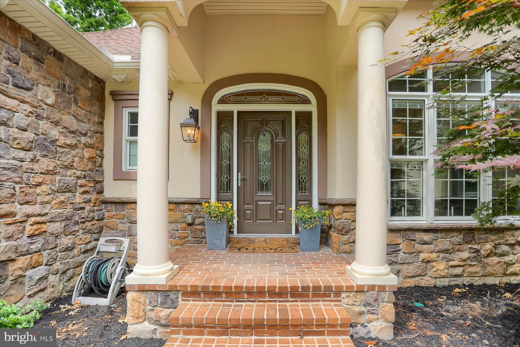 282 TIMBERTON CIRCLE