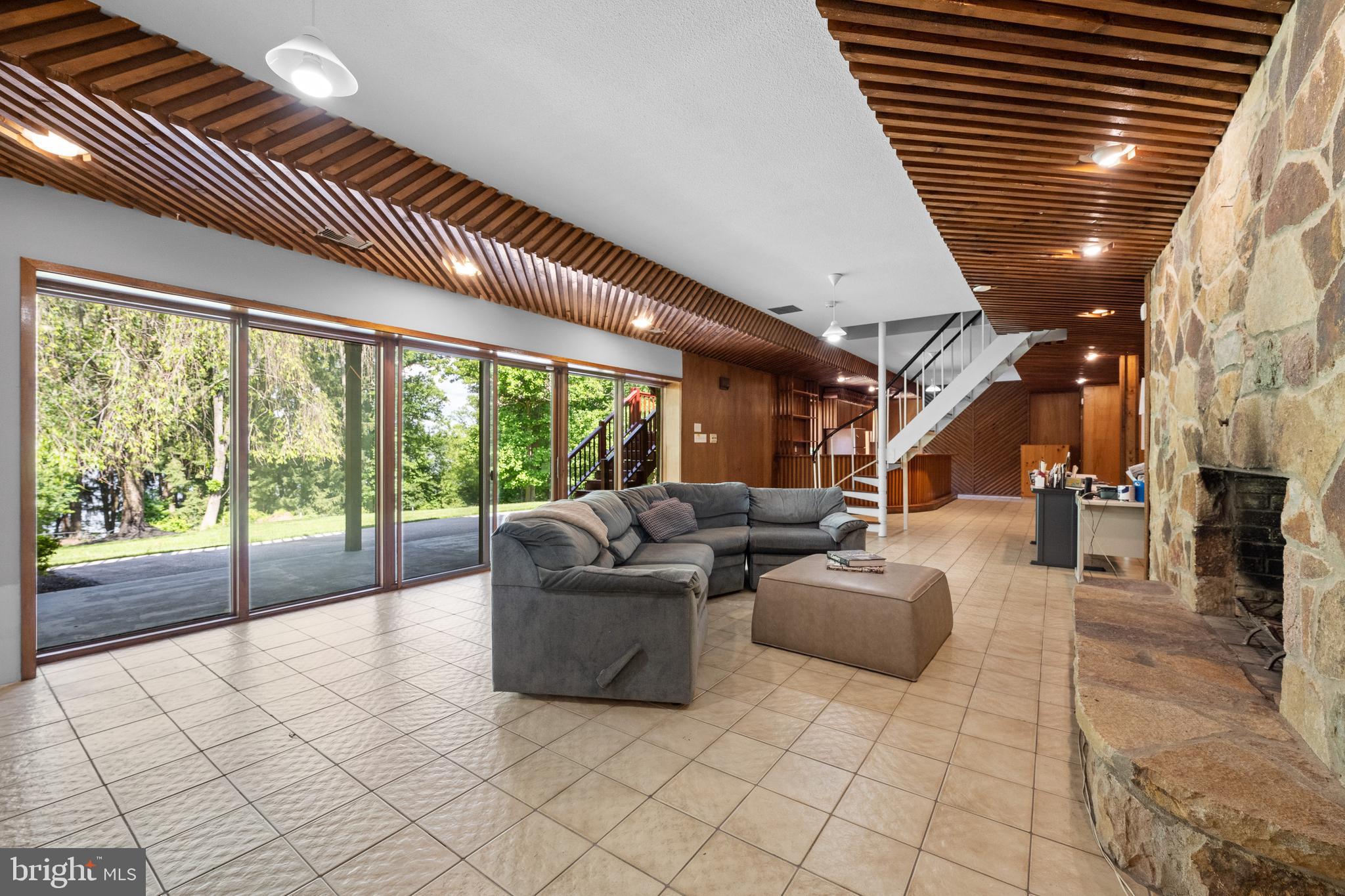 SPRINGTON ESTATES - Residential