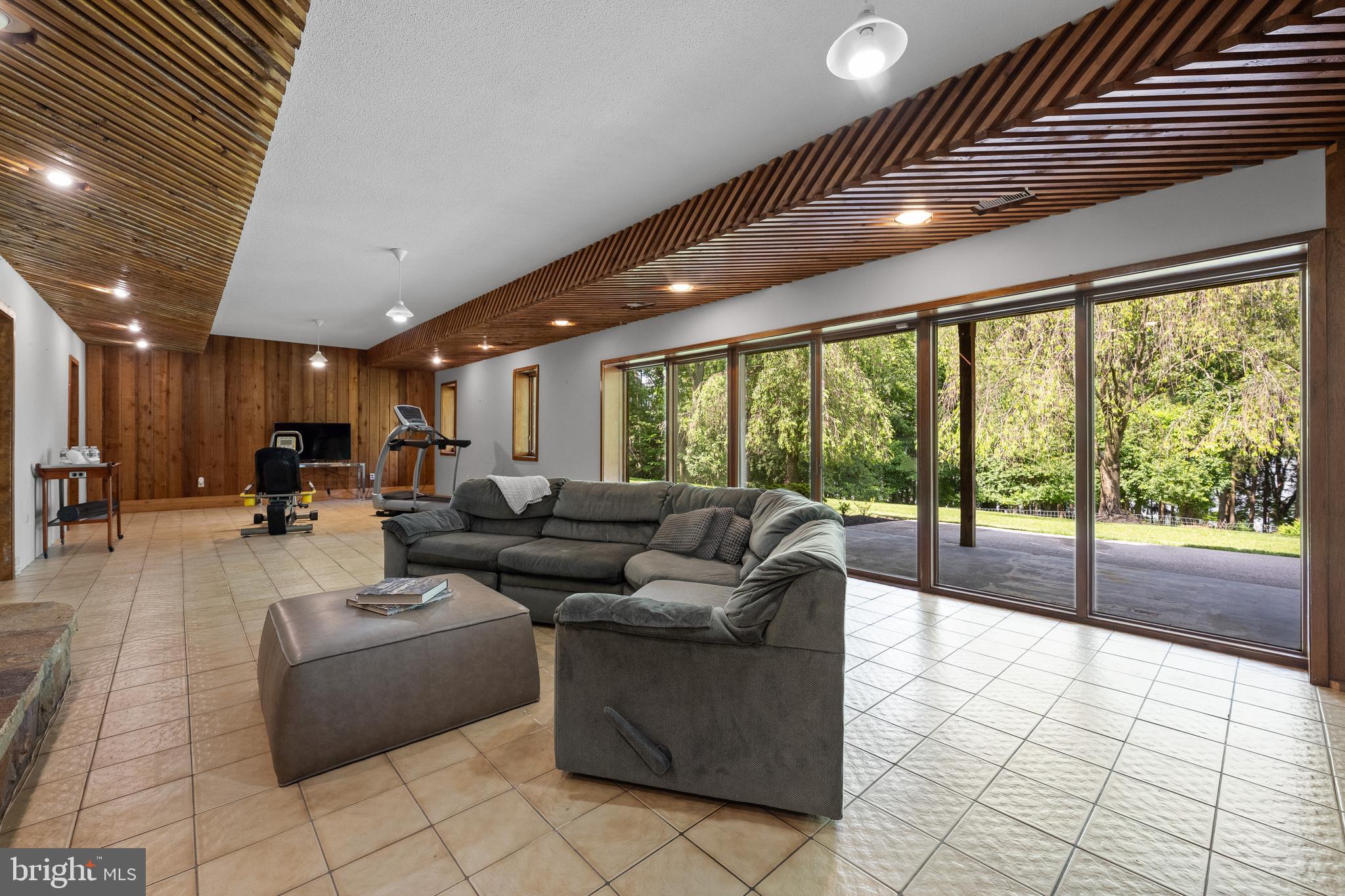 SPRINGTON ESTATES - Residential