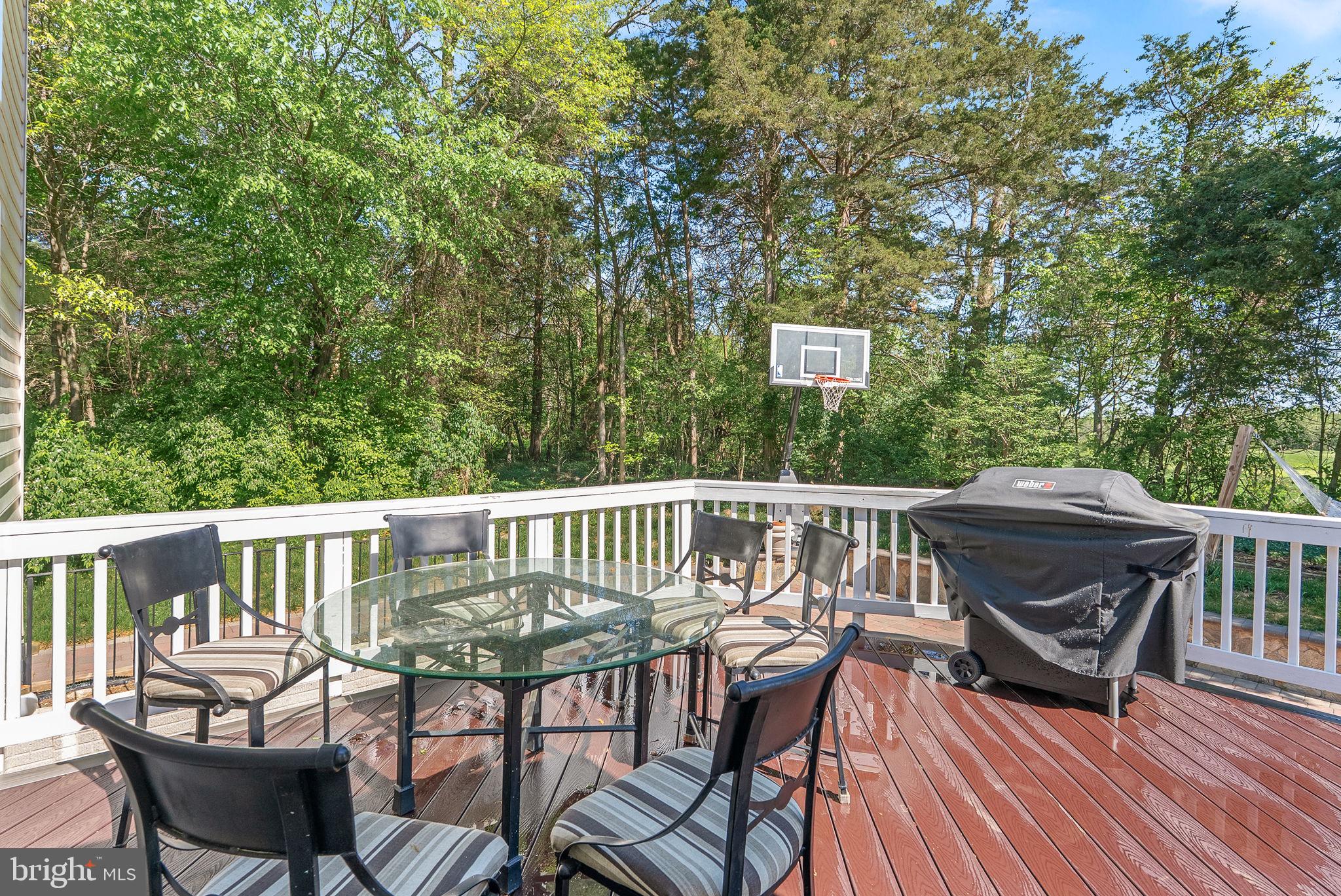 SOUTH RIDING - Residential Lease