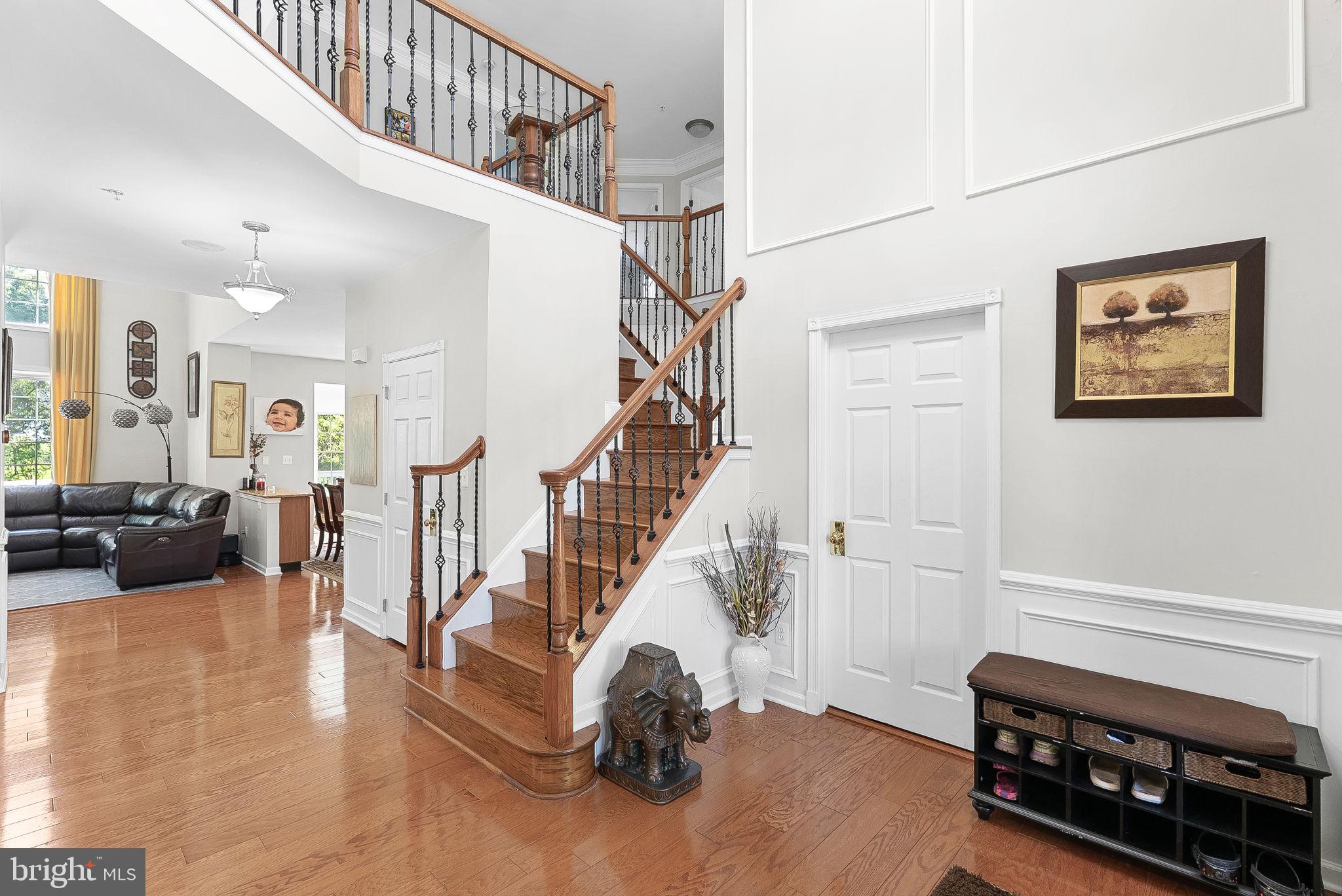 SOUTH RIDING - Residential Lease