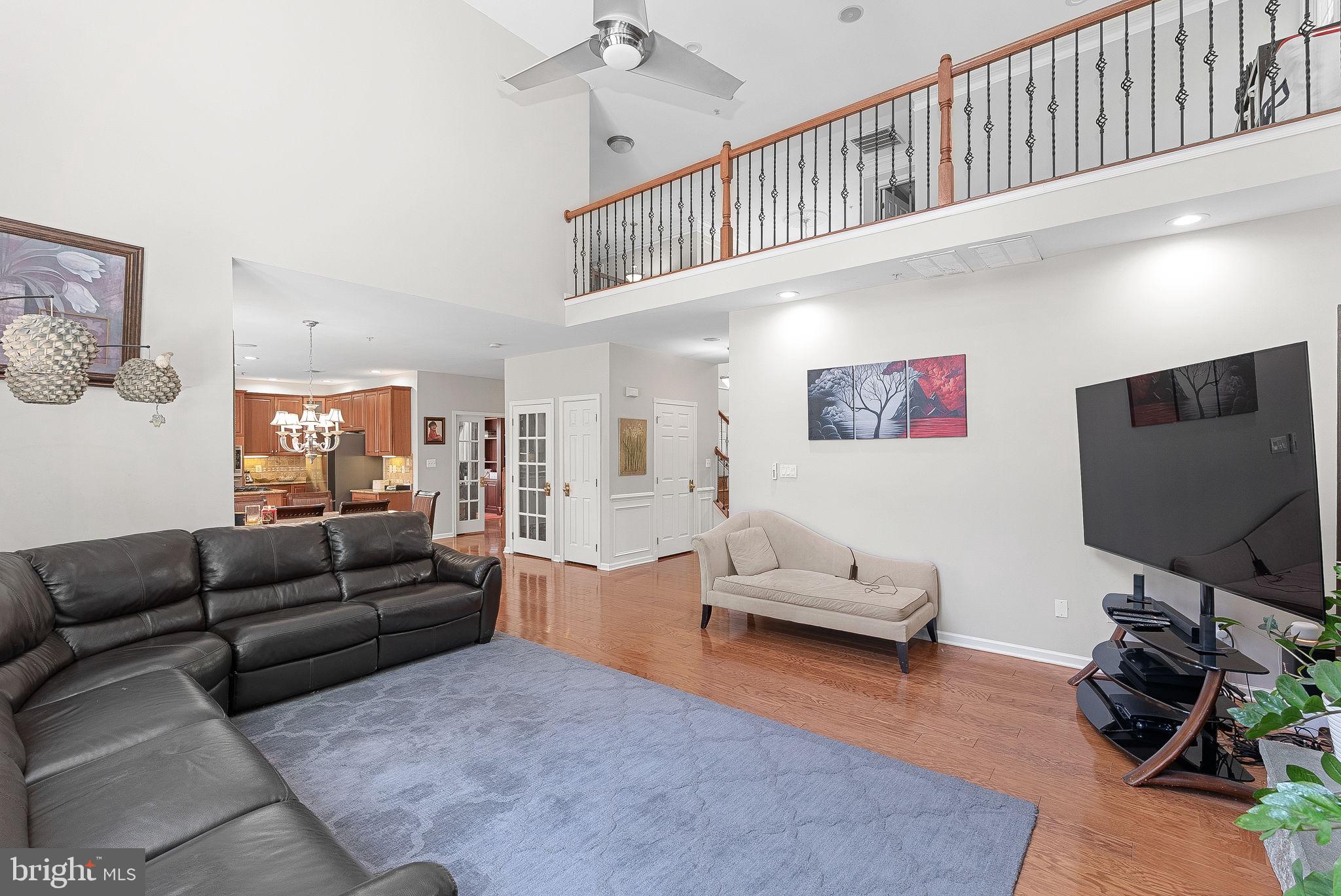 SOUTH RIDING - Residential Lease