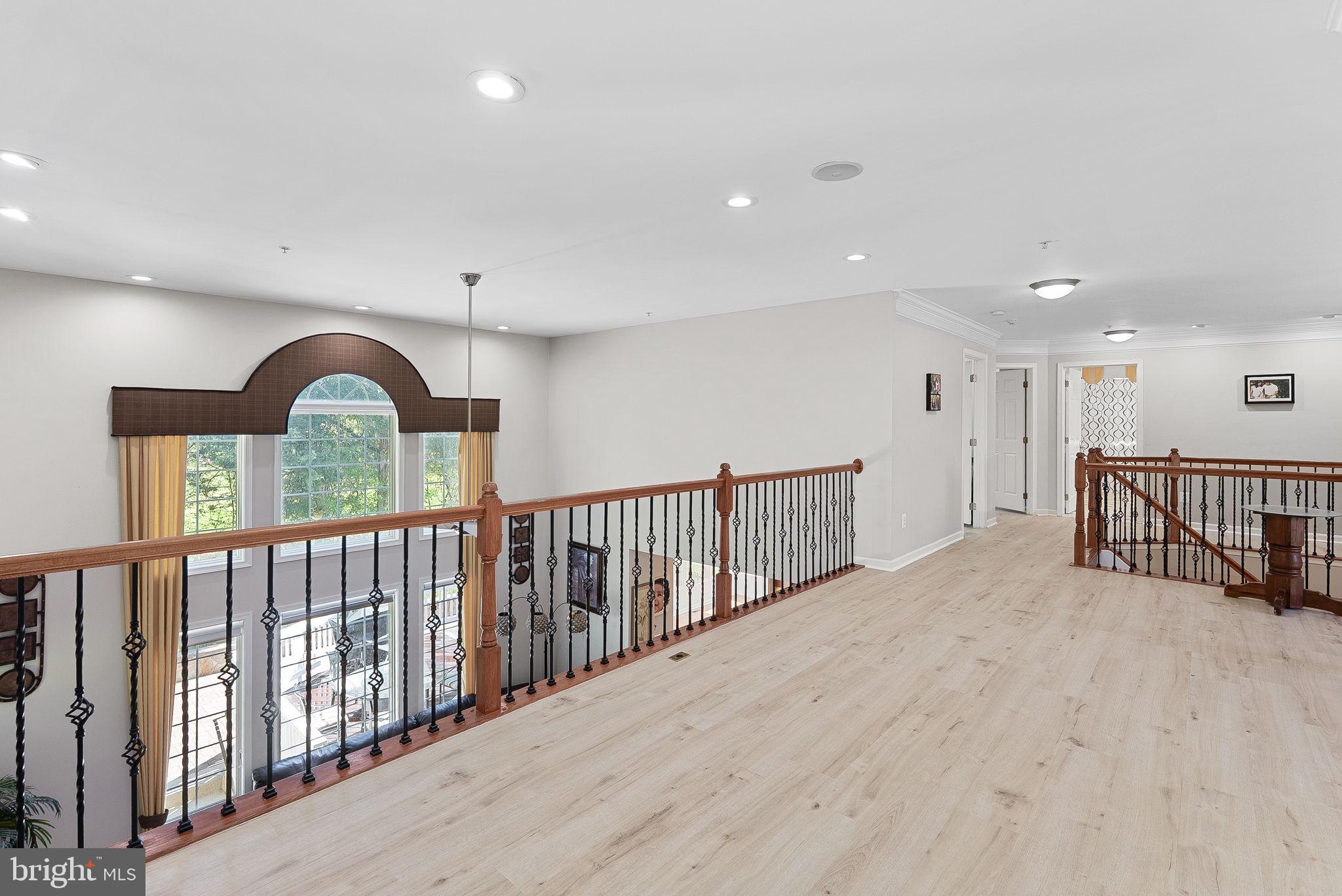 SOUTH RIDING - Residential Lease