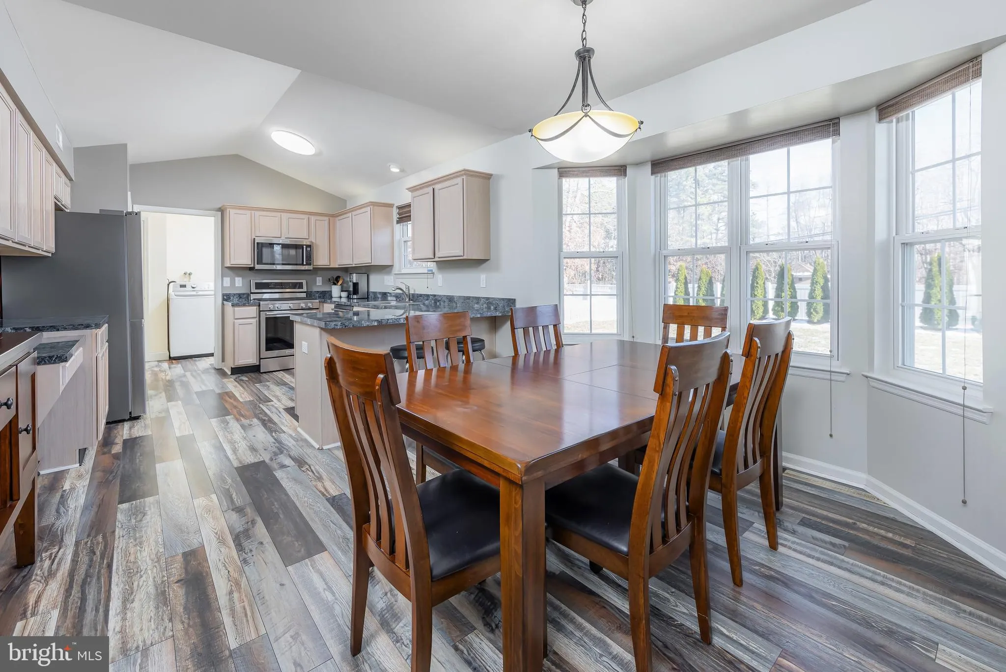 Williamstown, New Jersey 08094, United States, 4 Bedrooms Bedrooms, ,3 BathroomsBathrooms,Residential,Pending,24102