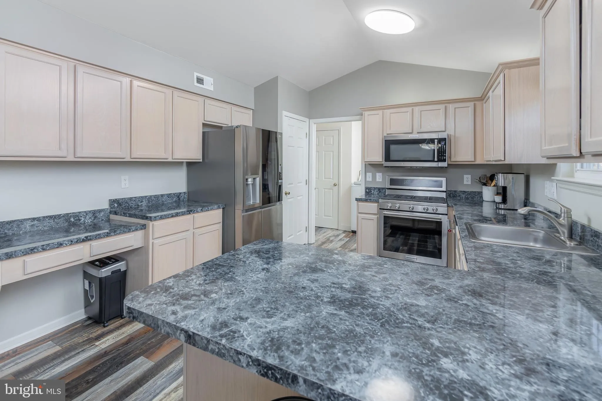 Williamstown, New Jersey 08094, United States, 4 Bedrooms Bedrooms, ,3 BathroomsBathrooms,Residential,Pending,24102