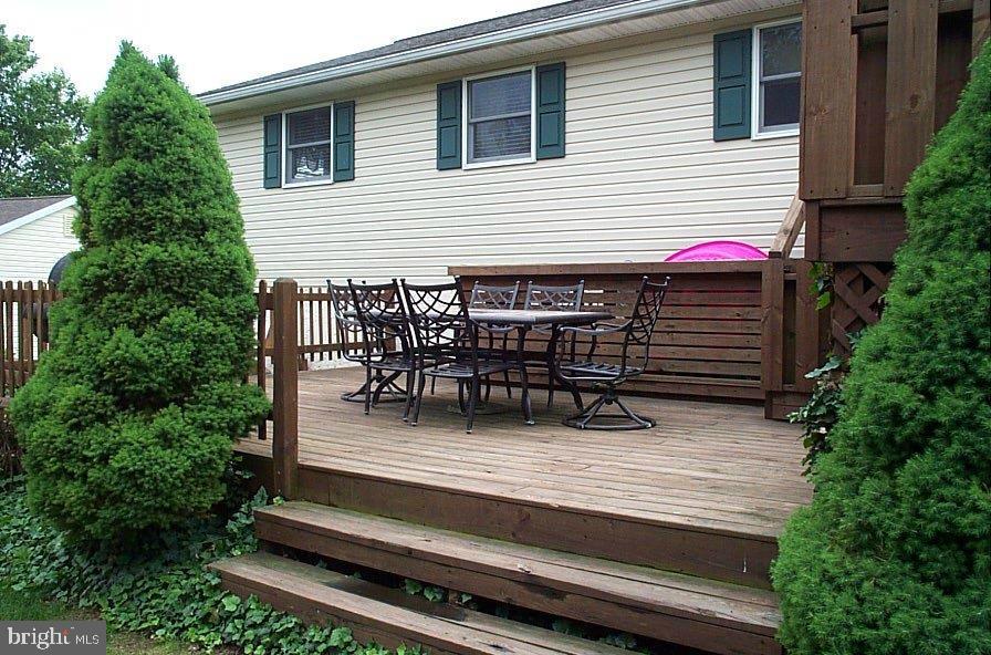 CLAY MANOR - Residential