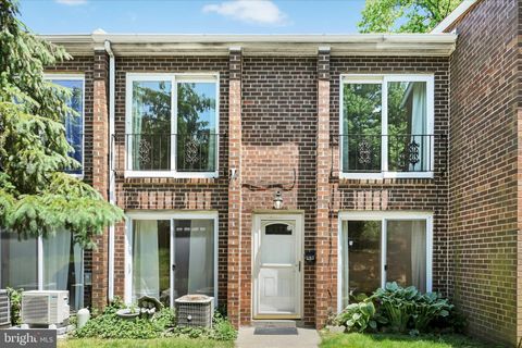 Condo For Sale - 9001 Ridge Avenue #46<br/> PHILADELPHIA, PA 19128
