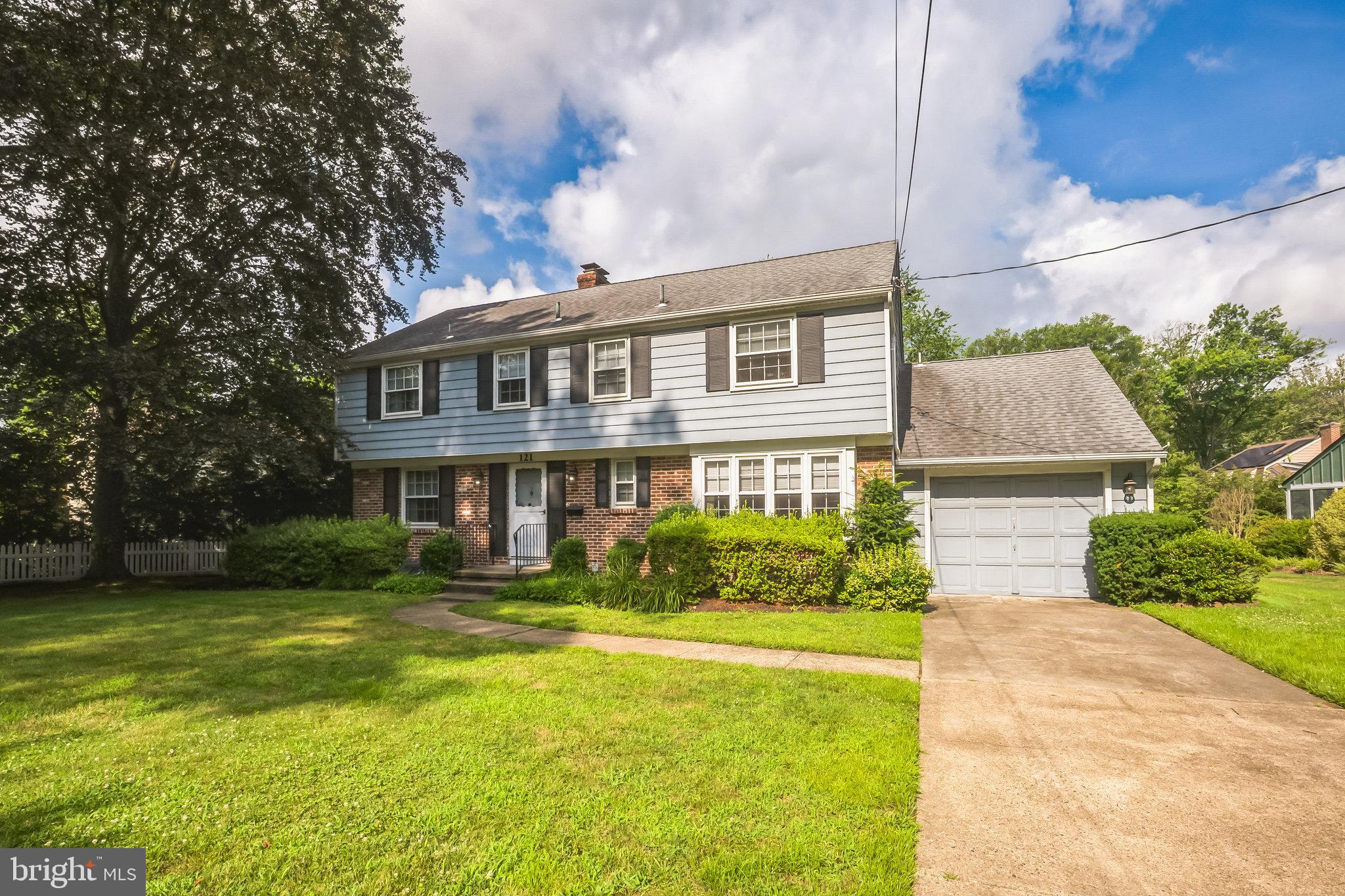 121 ROCKINGHAM ROAD