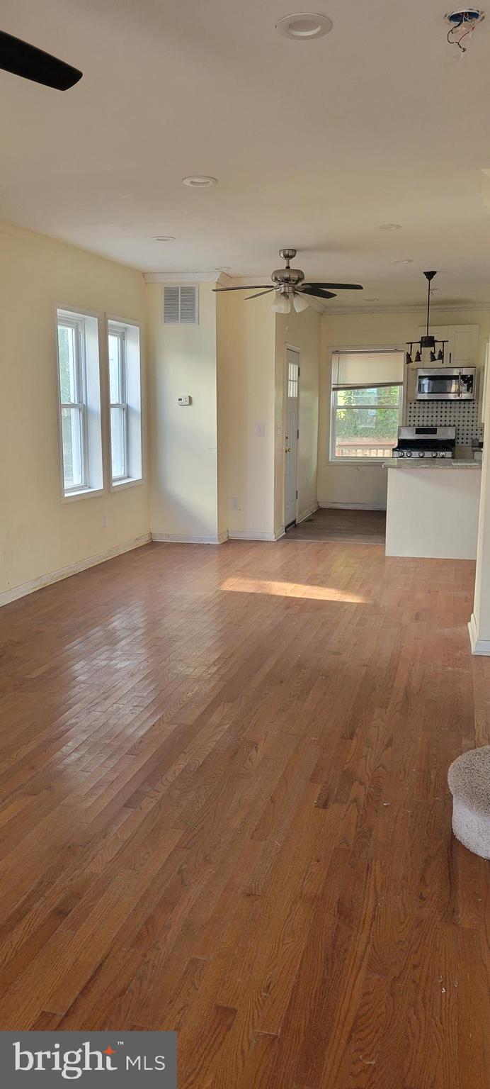 FRANKFORD - Residential