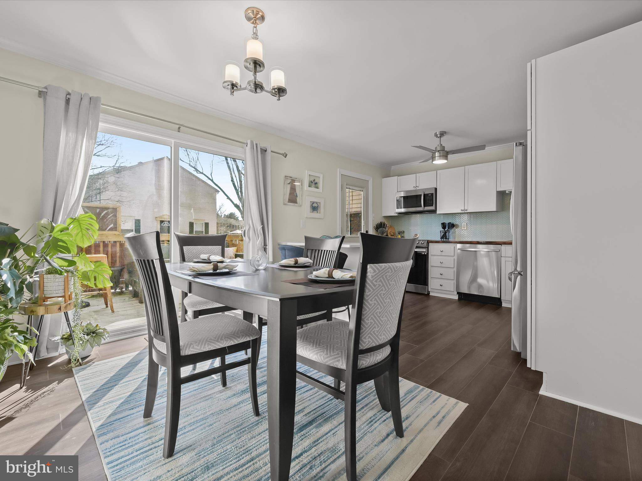 ELIZABETHS LANDING - Residential