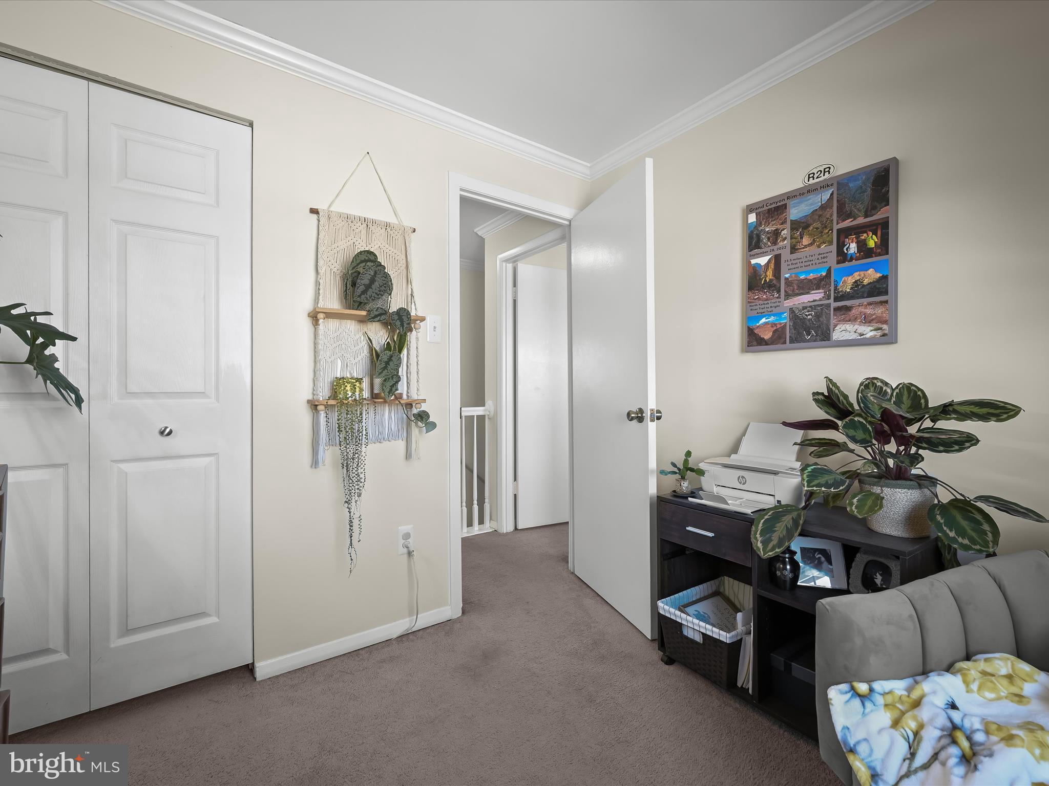 ELIZABETHS LANDING - Residential