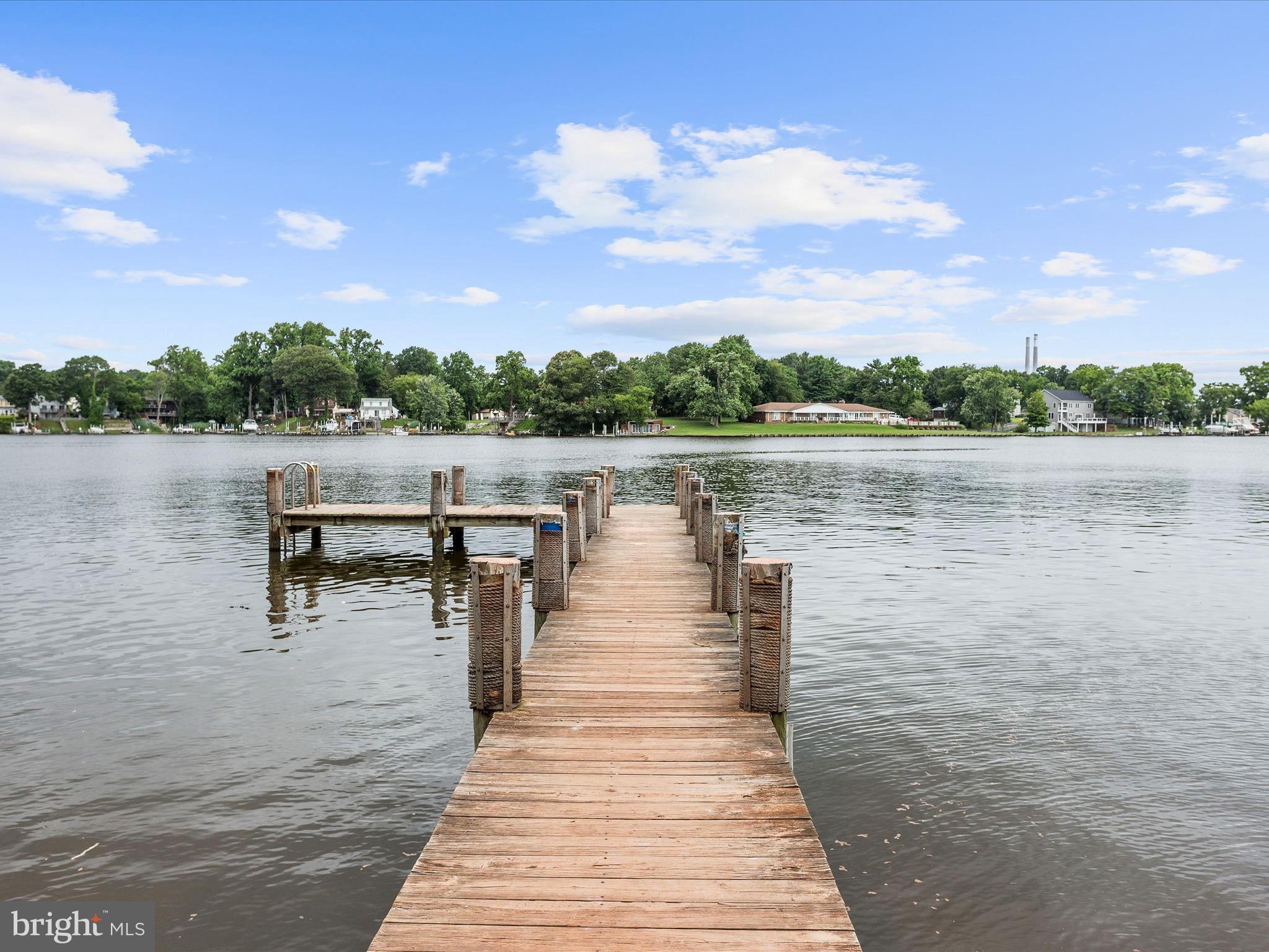 ELIZABETHS LANDING - Residential