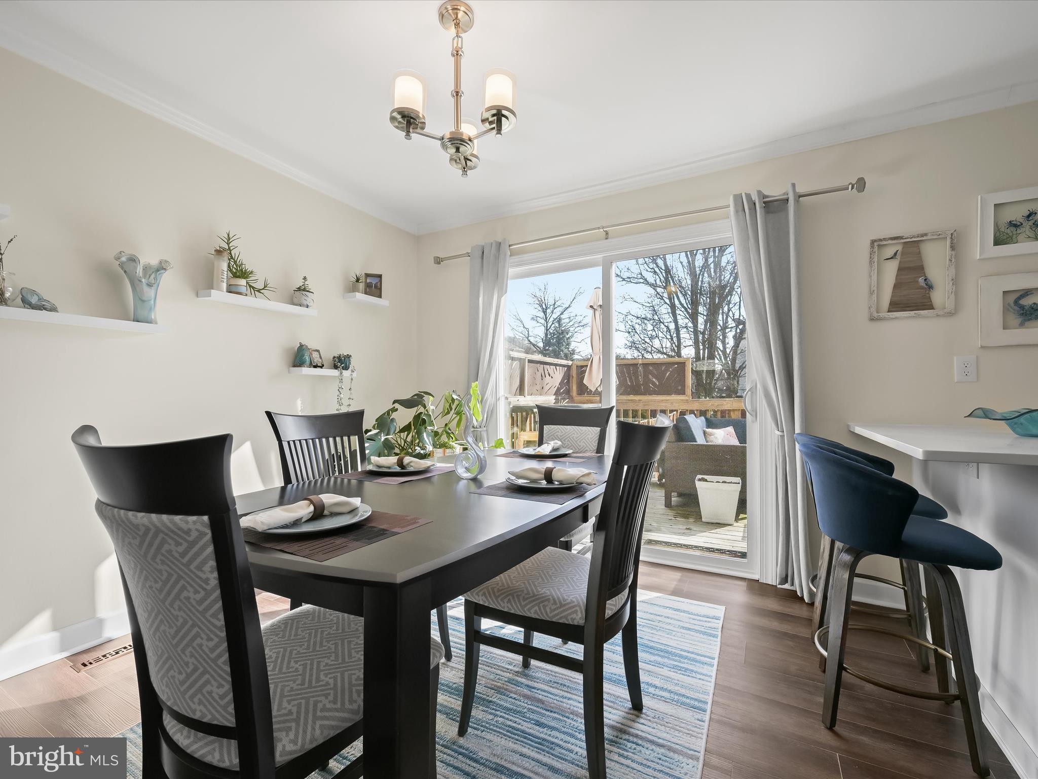 ELIZABETHS LANDING - Residential