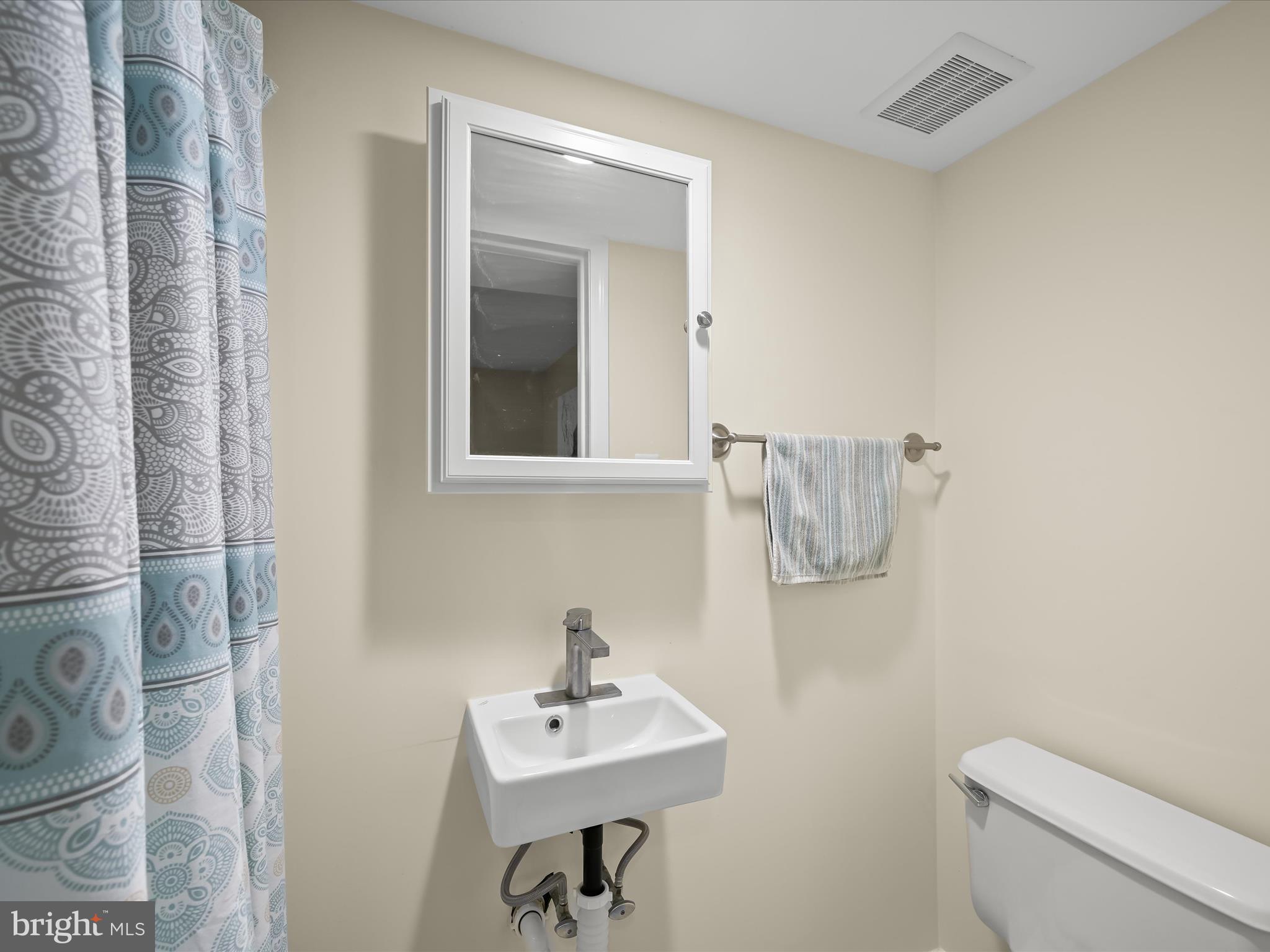 ELIZABETHS LANDING - Residential