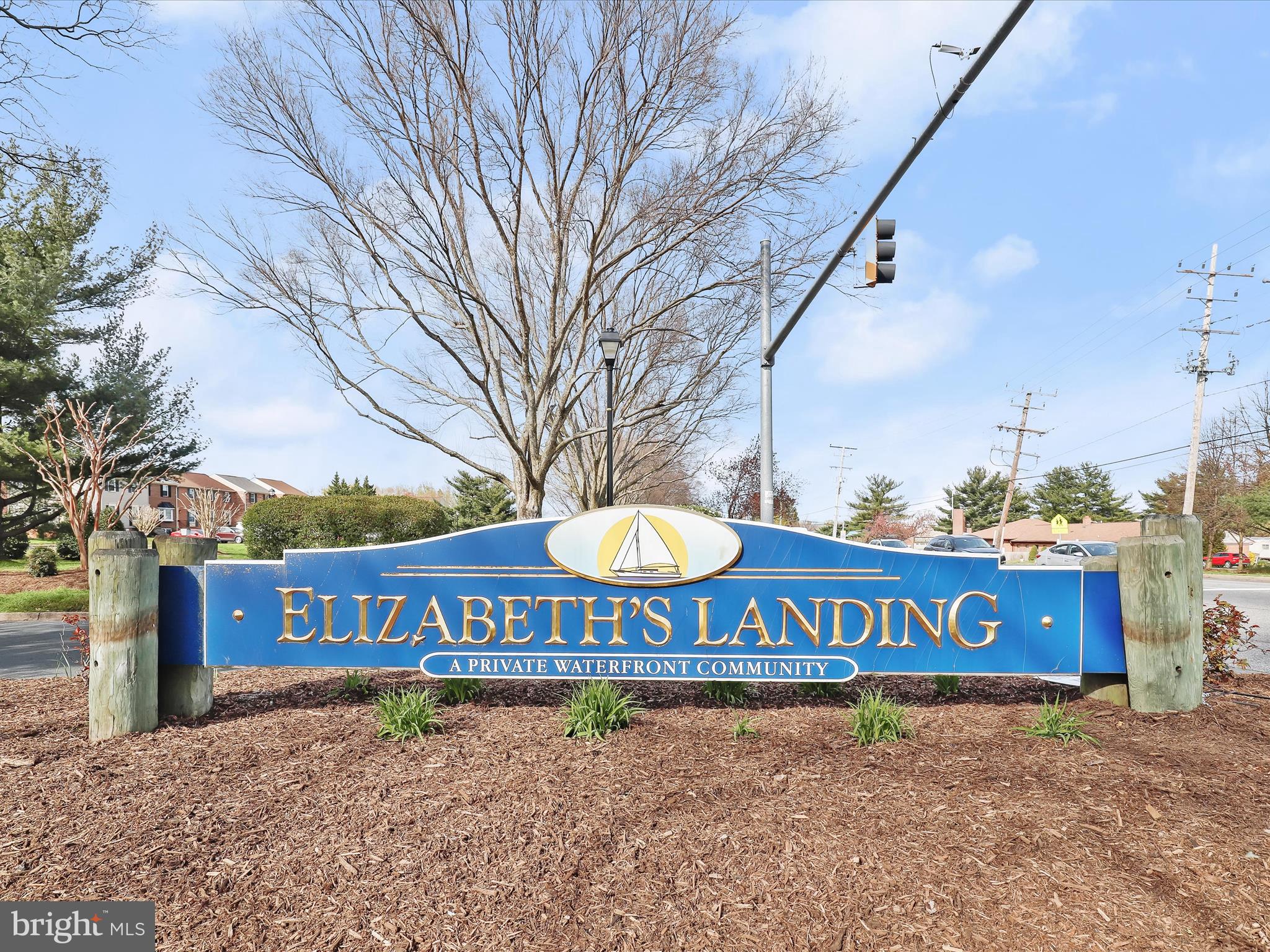 ELIZABETHS LANDING - Residential