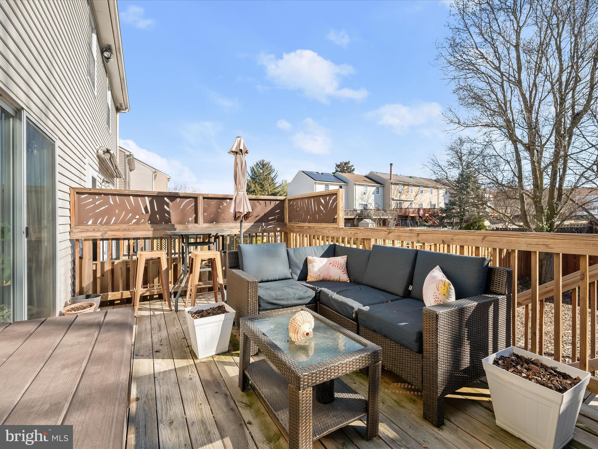 ELIZABETHS LANDING - Residential