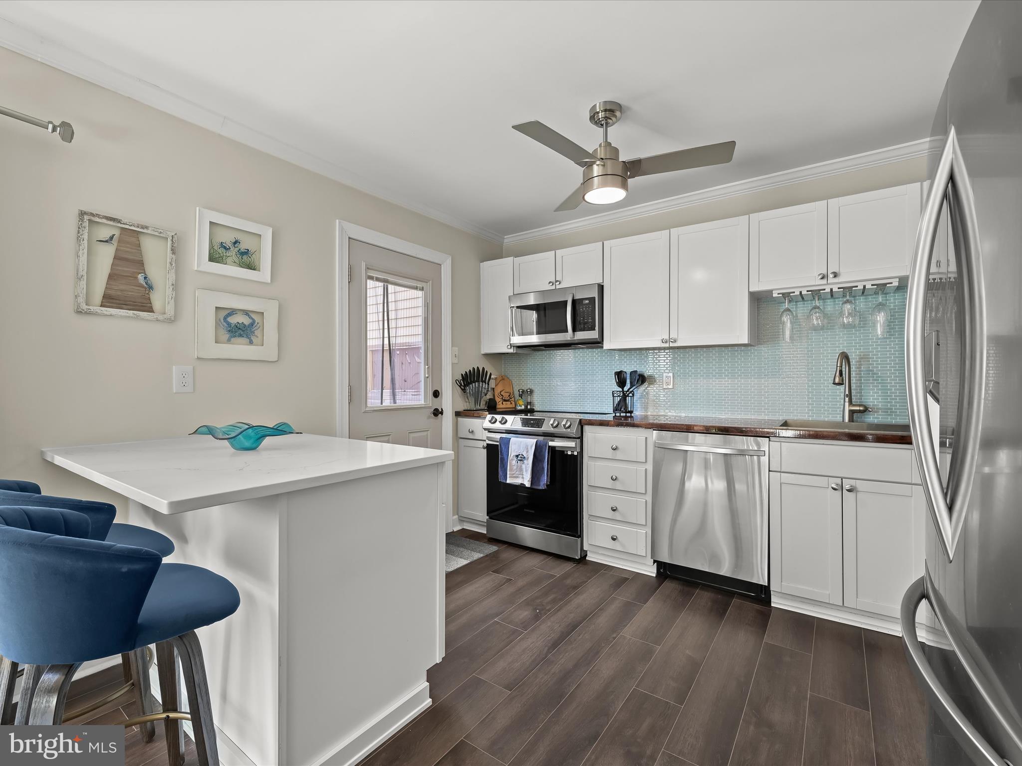 ELIZABETHS LANDING - Residential