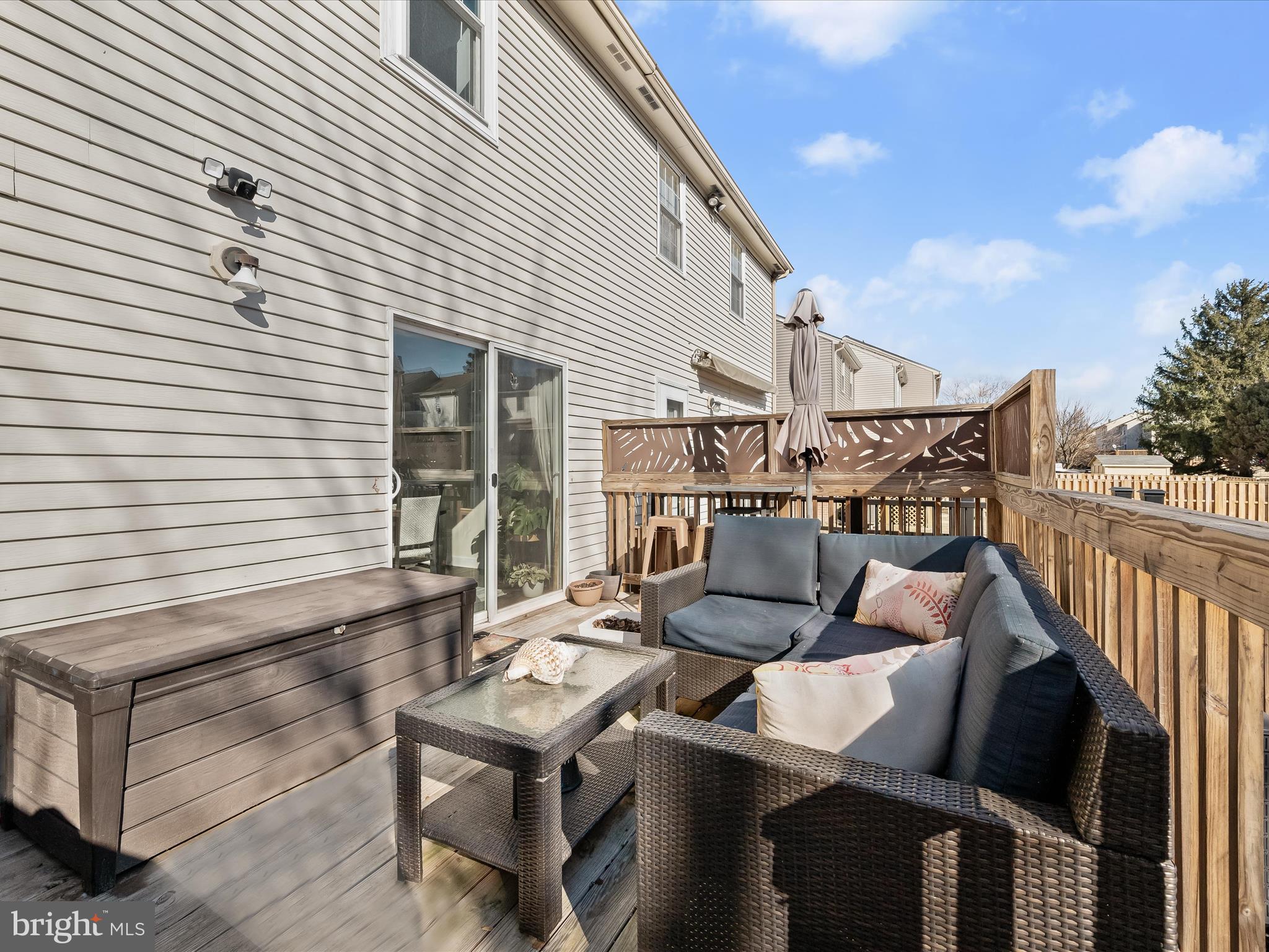 ELIZABETHS LANDING - Residential