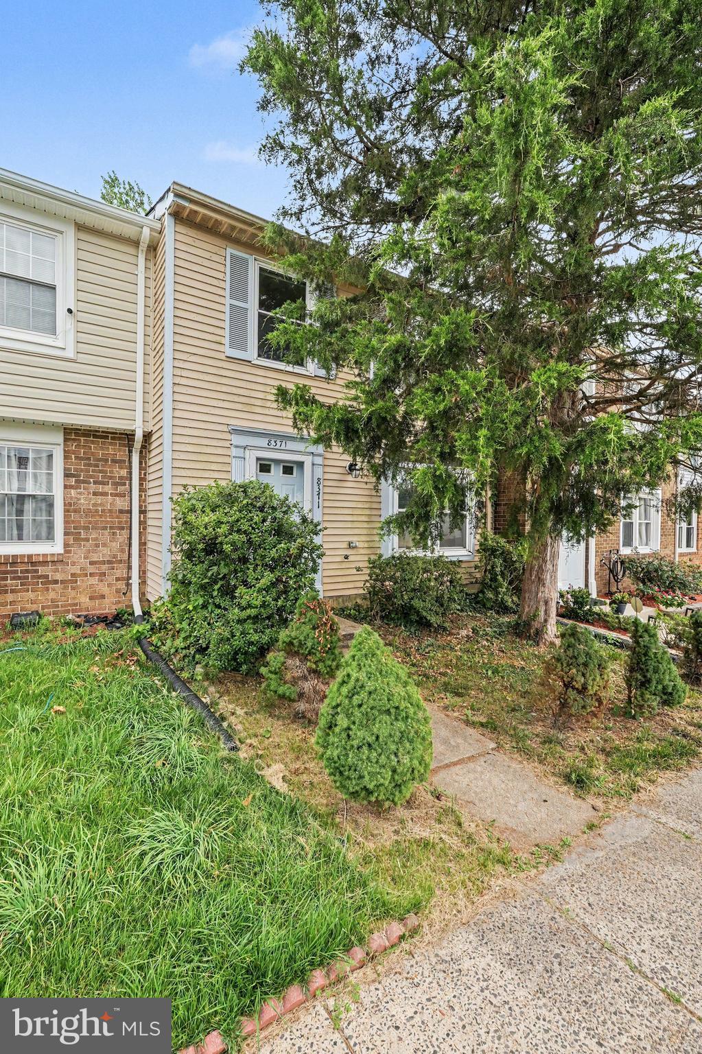 8371 BROCKHAM DRIVE