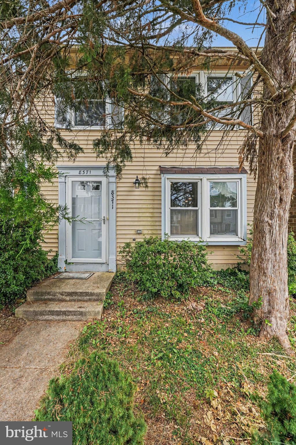 8371 BROCKHAM DRIVE