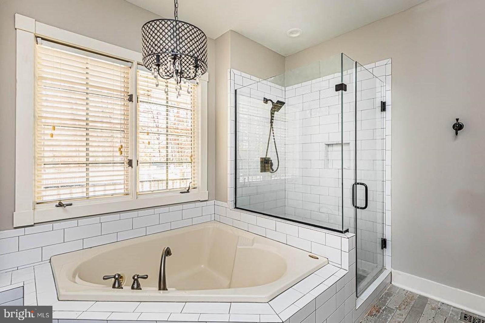 WINGFIELD ESTATES - Residential