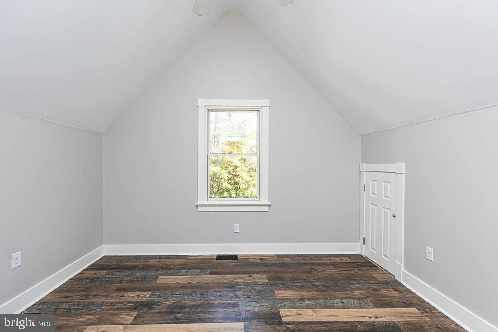 WINGFIELD ESTATES - Residential