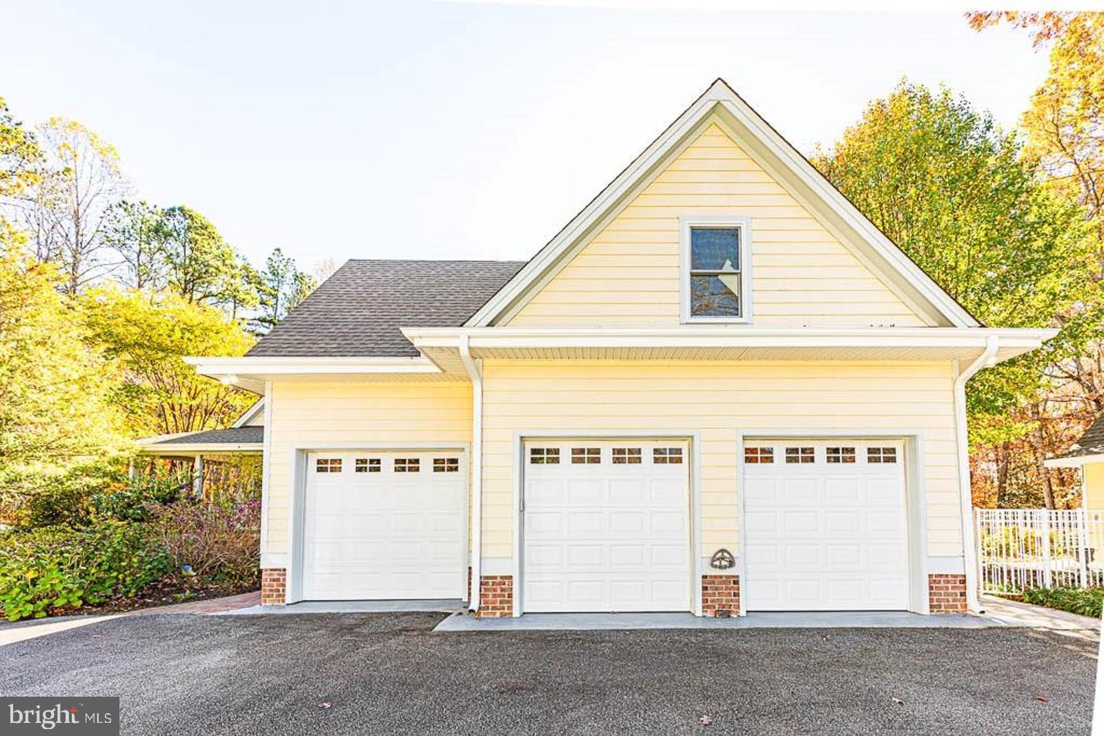 WINGFIELD ESTATES - Residential