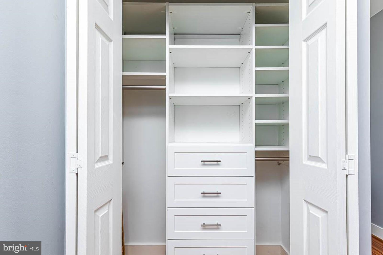 WINGFIELD ESTATES - Residential