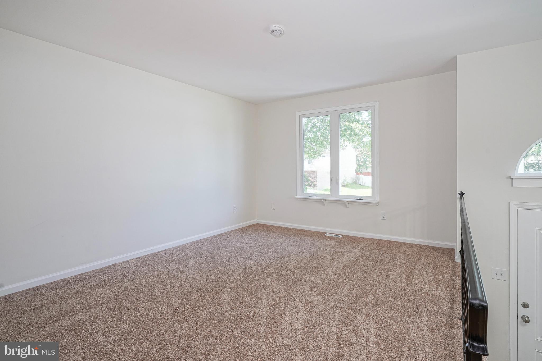 2410 SHELLEY LANE