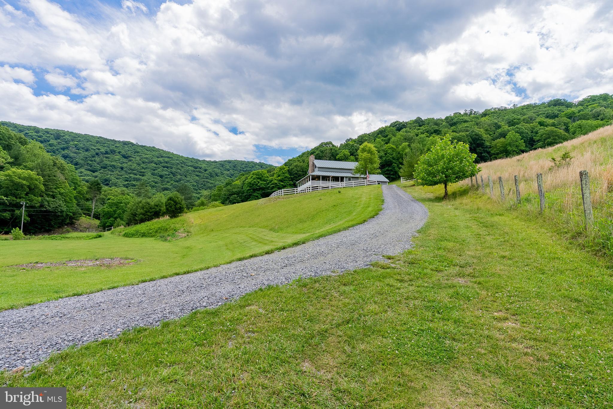 90 TSAR MOUNTAIN LANE