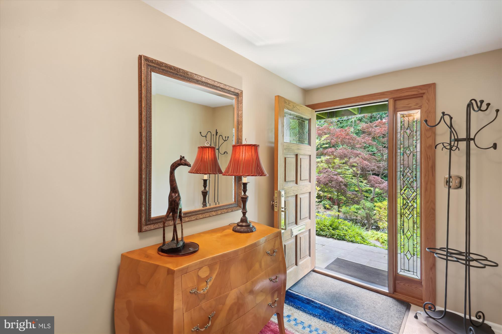 3216 WOODBINE STREET