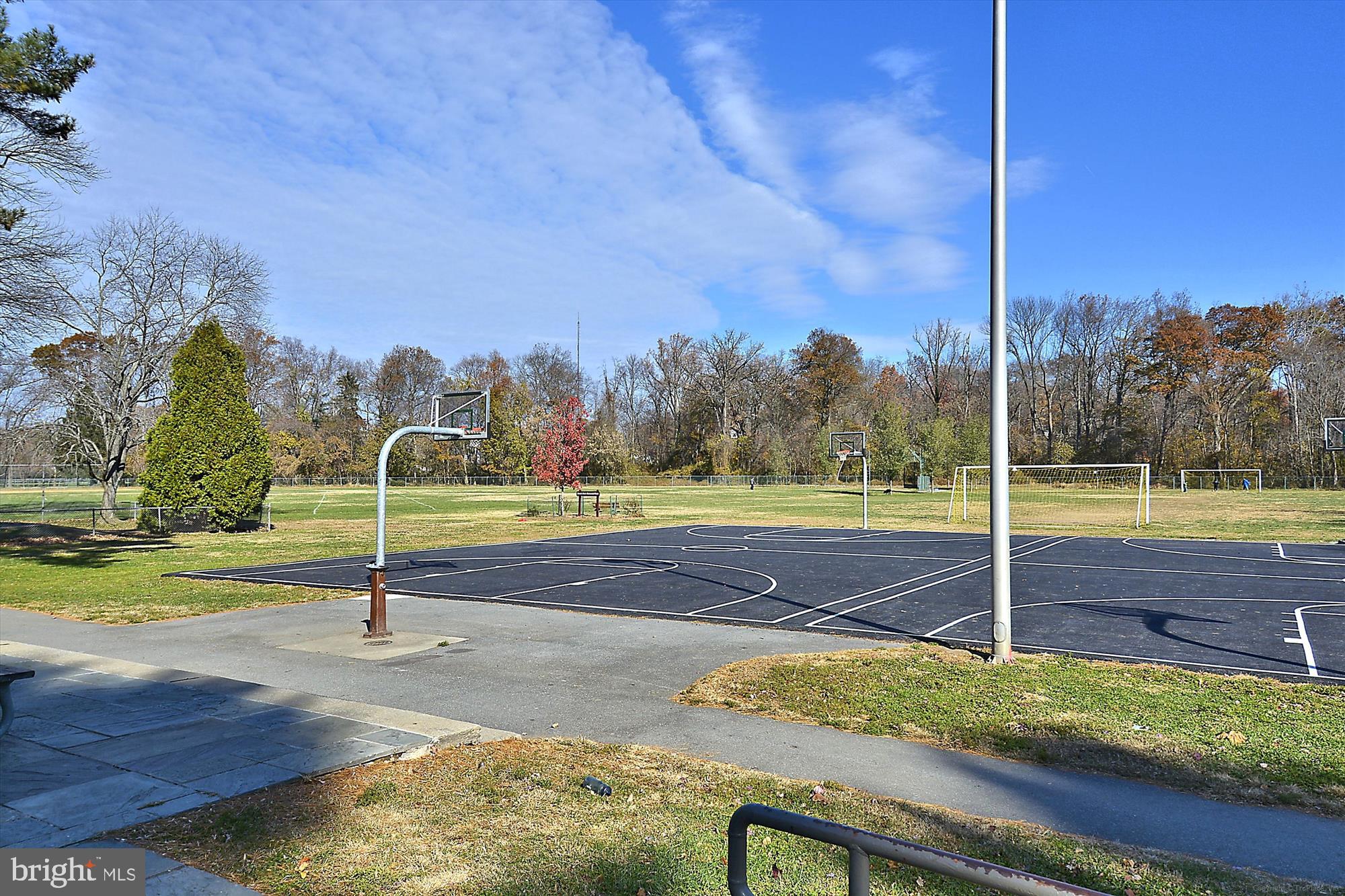 ROLLINGWOOD - Residential