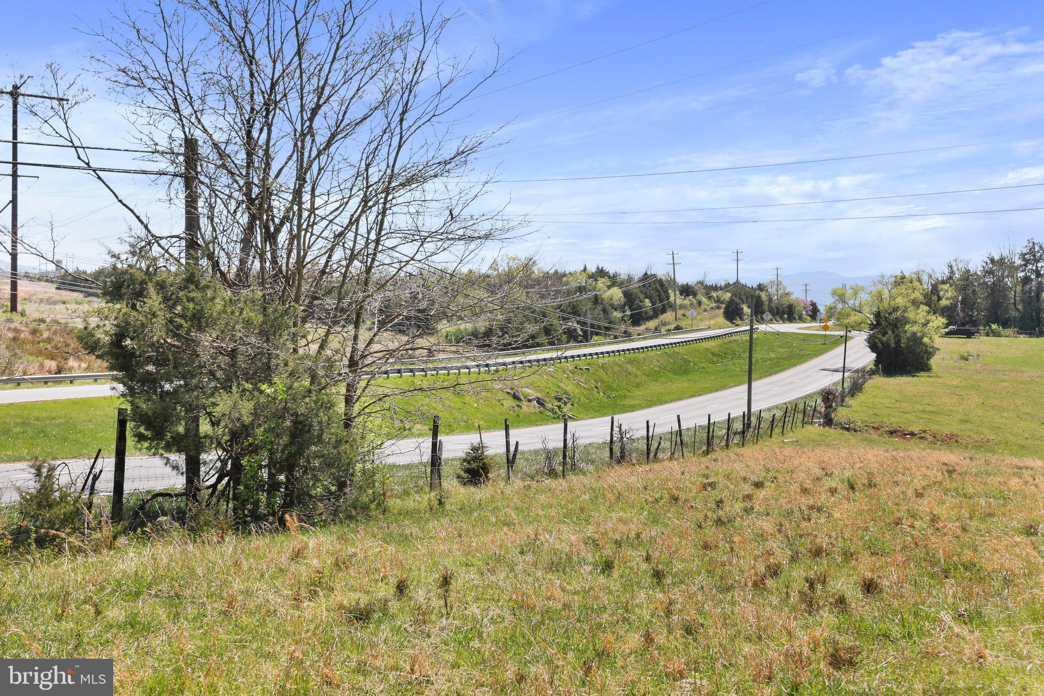 CROOKED RUN - Commercial Sale