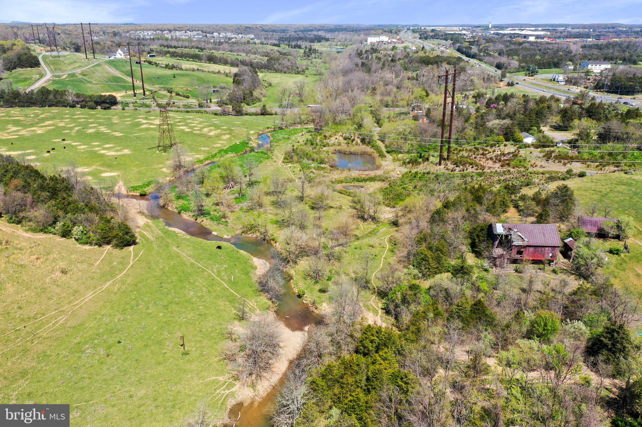 CROOKED RUN - Commercial Sale