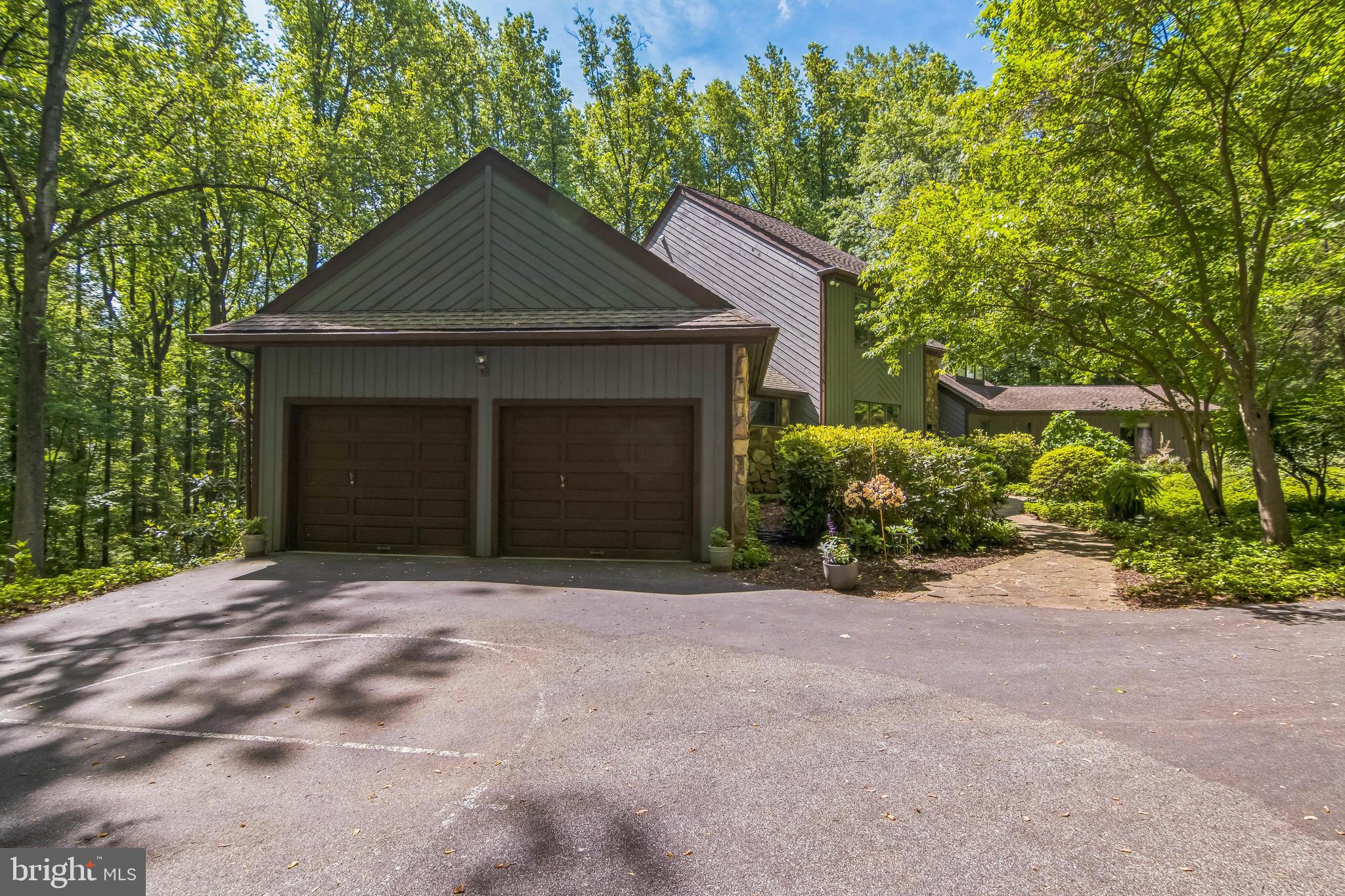 113 SPARROW HAWK LANE