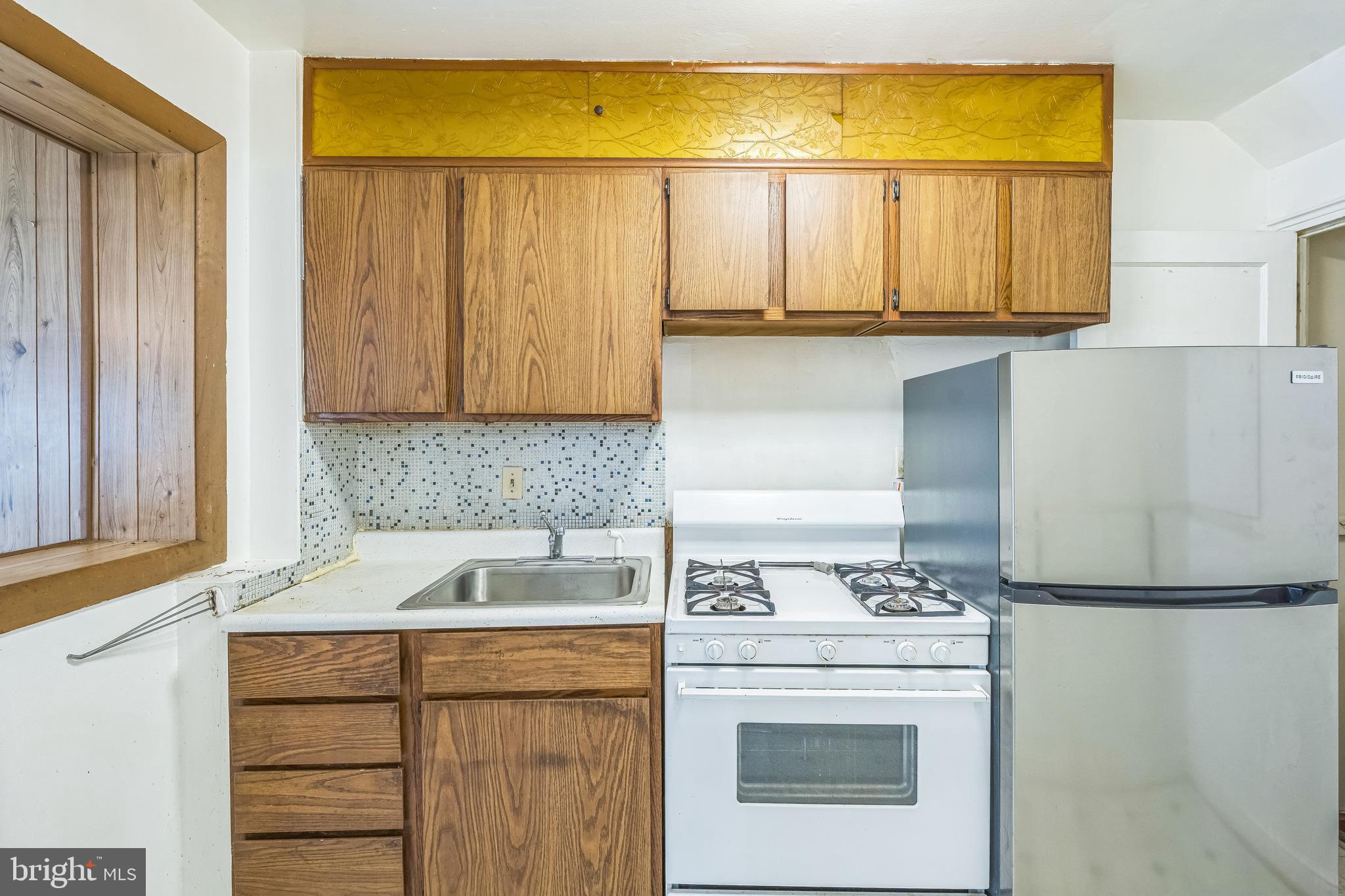 4334 DUBOIS PLACE SE