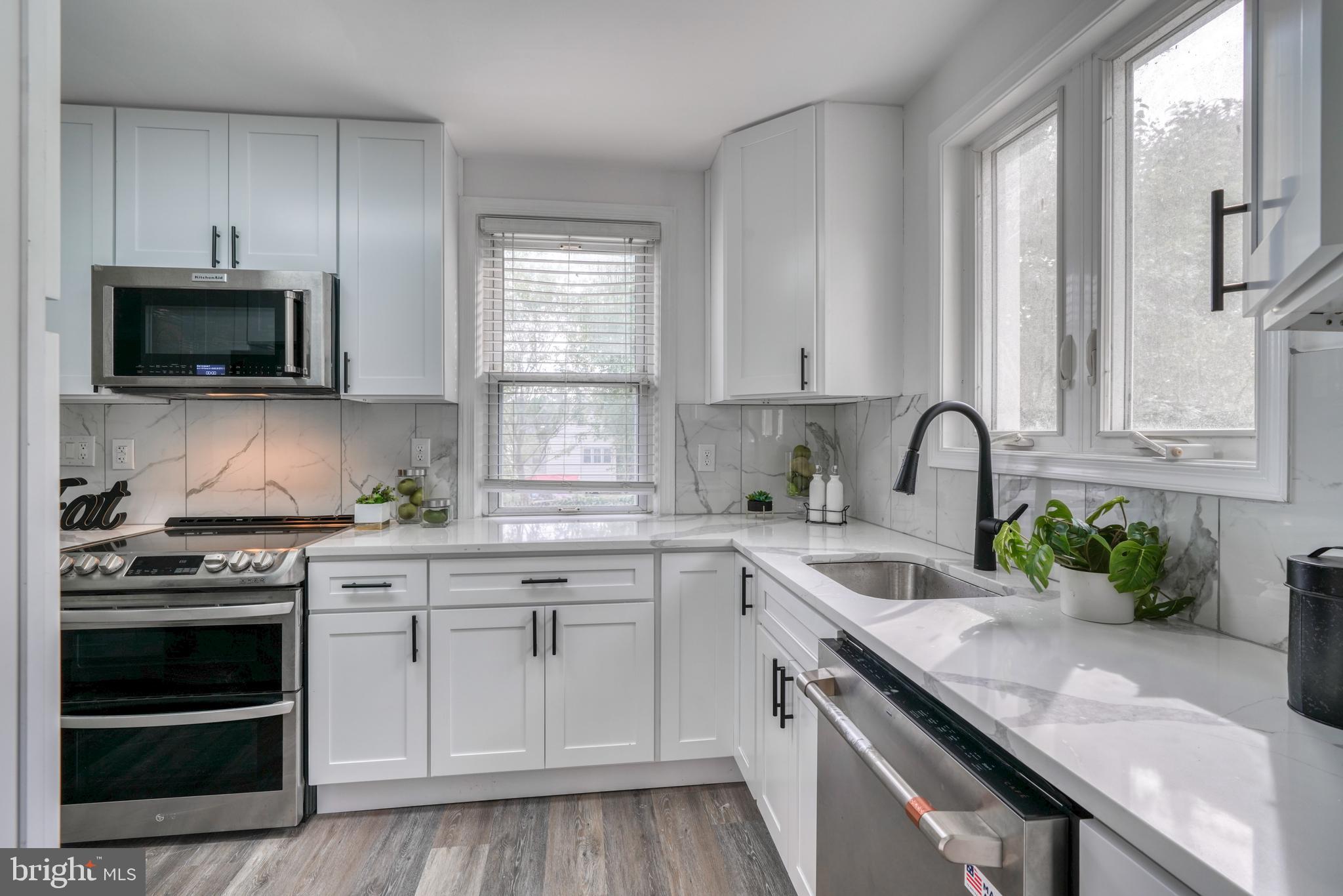 PARKVILLE - Residential