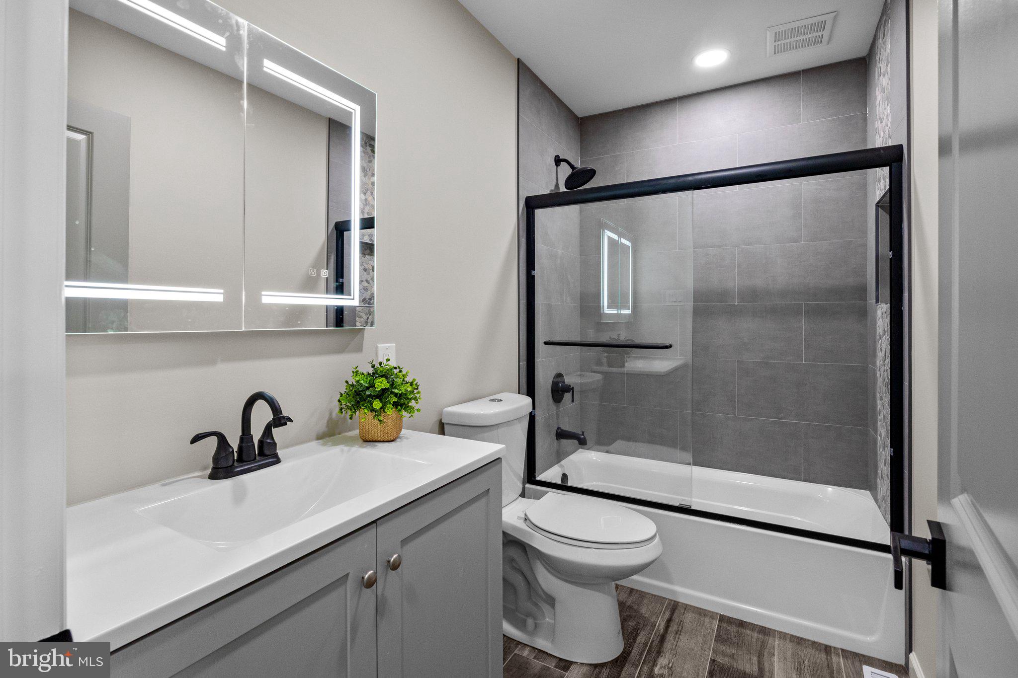 TREVOSE HGTS - Residential