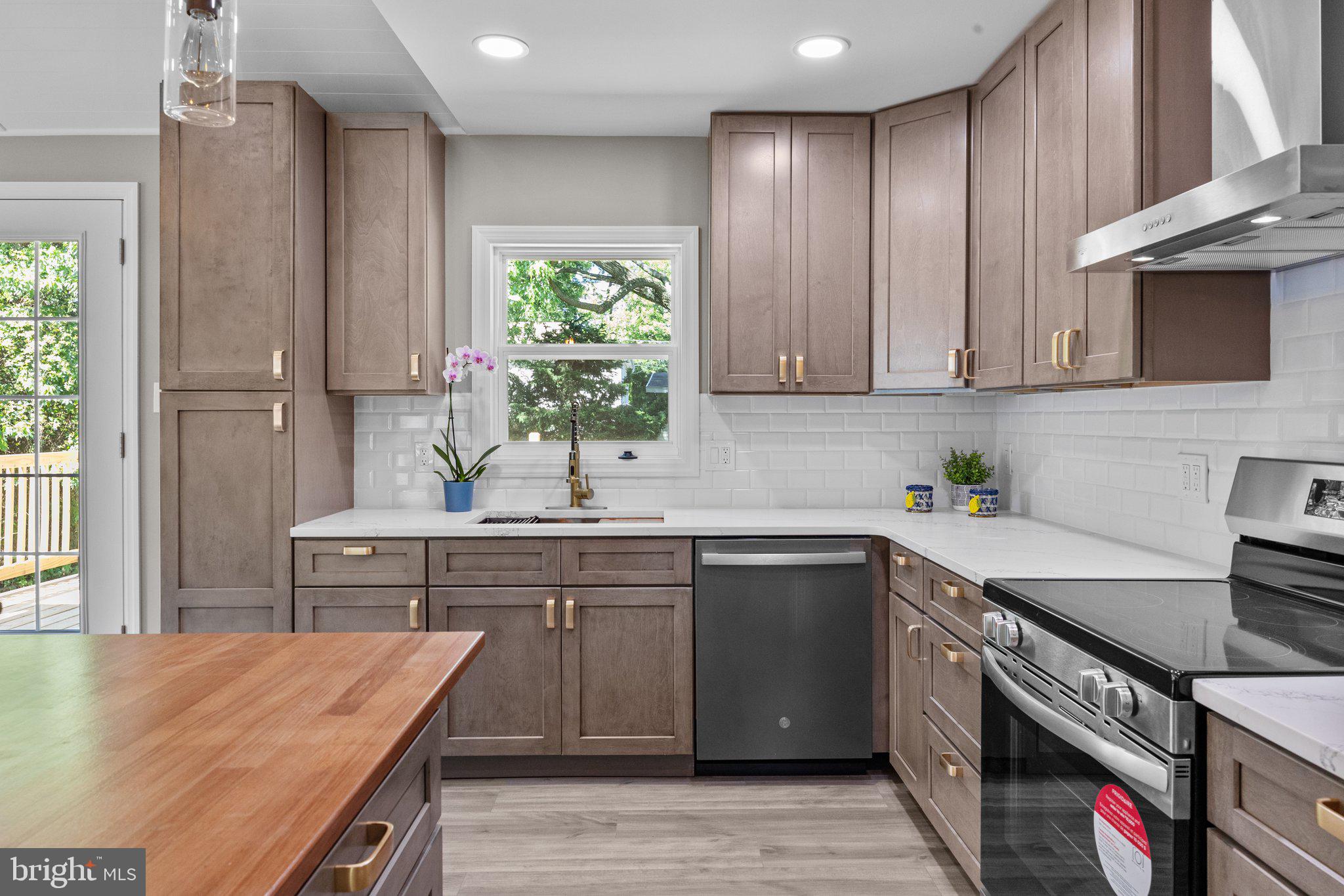 TREVOSE HGTS - Residential