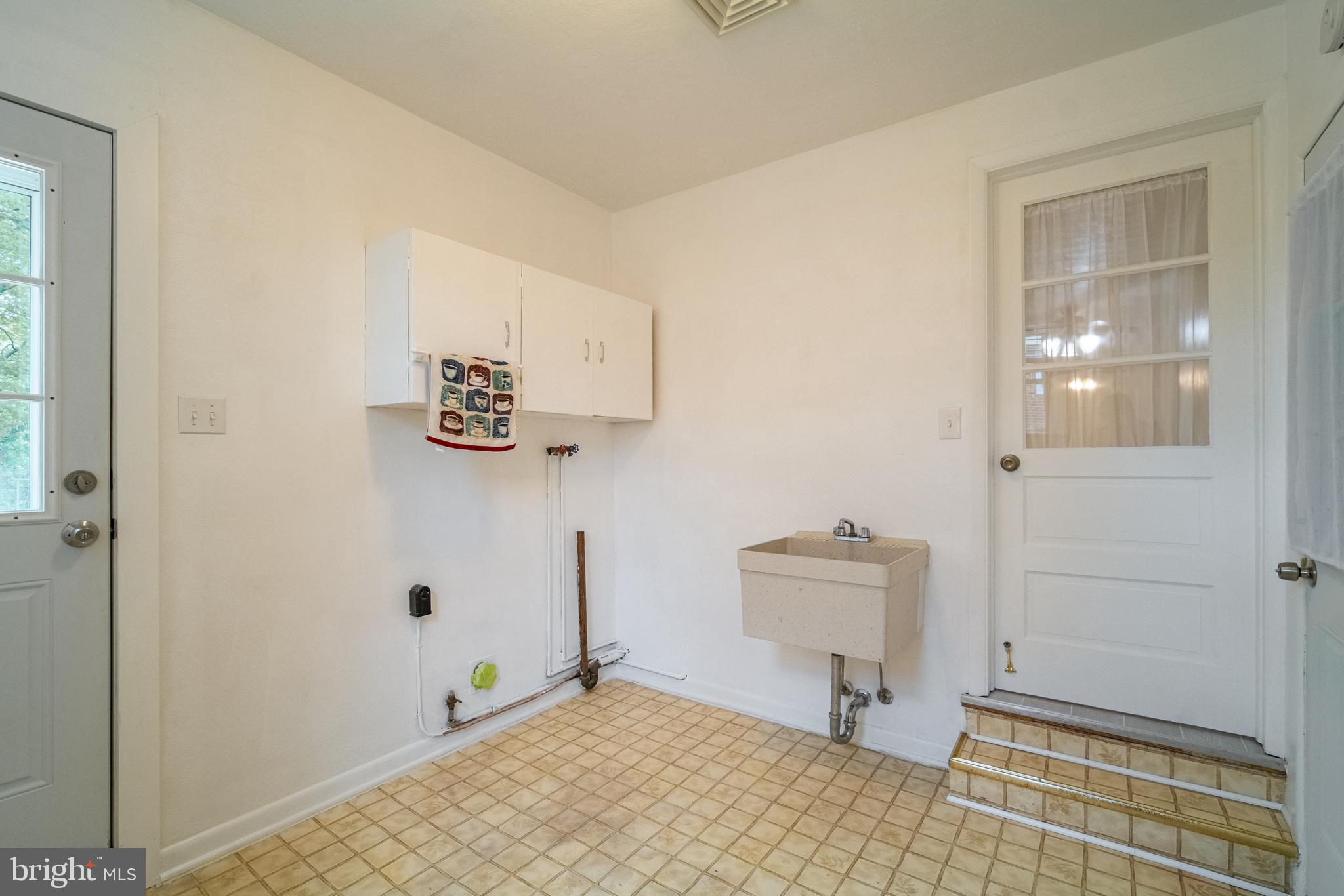 SHREWSBURY - Residential