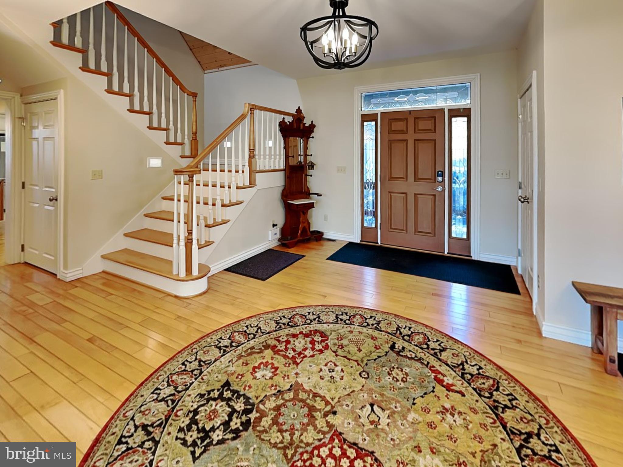 39 GLENWOOD CIRCLE