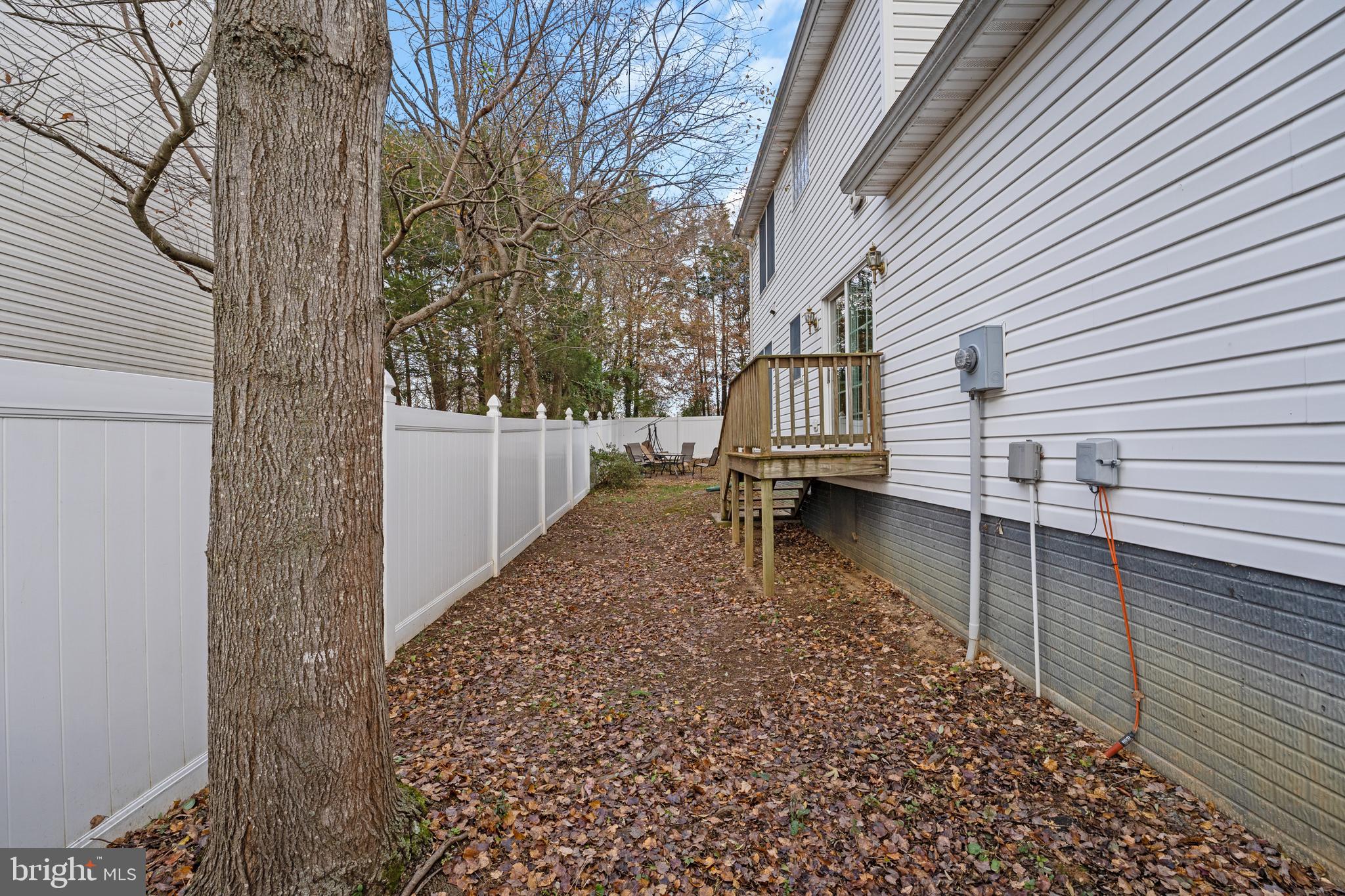 DEACON WOODS - Residential