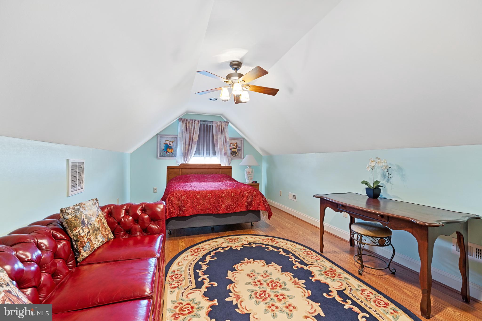 DEACON WOODS - Residential