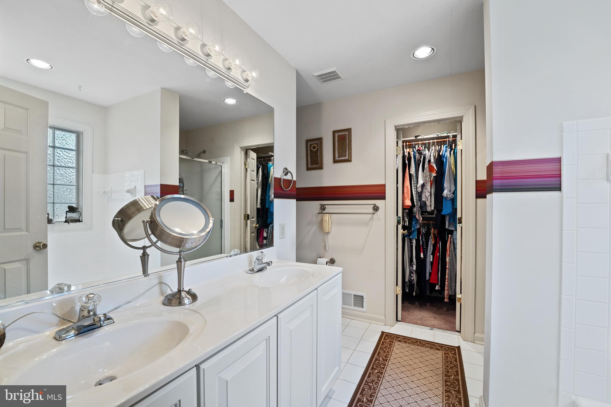 DEACON WOODS - Residential