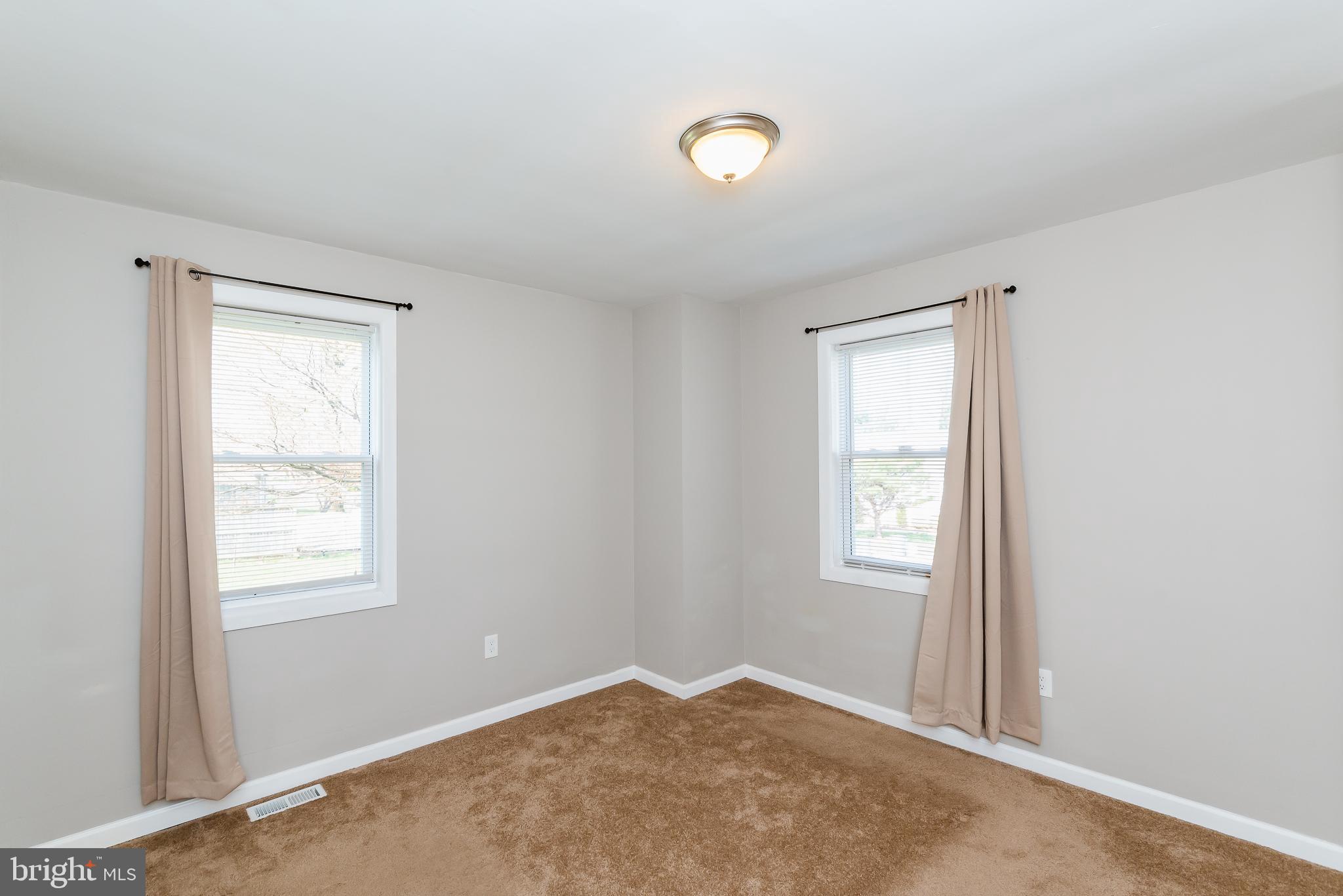 CATONSVILLE MANOR - Residential