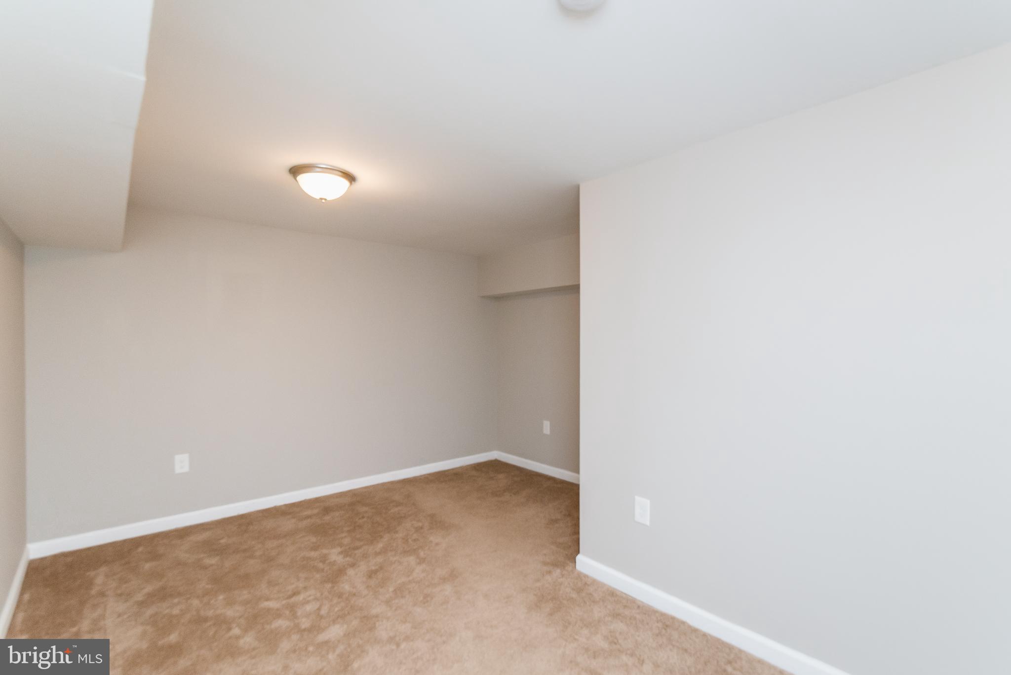 CATONSVILLE MANOR - Residential